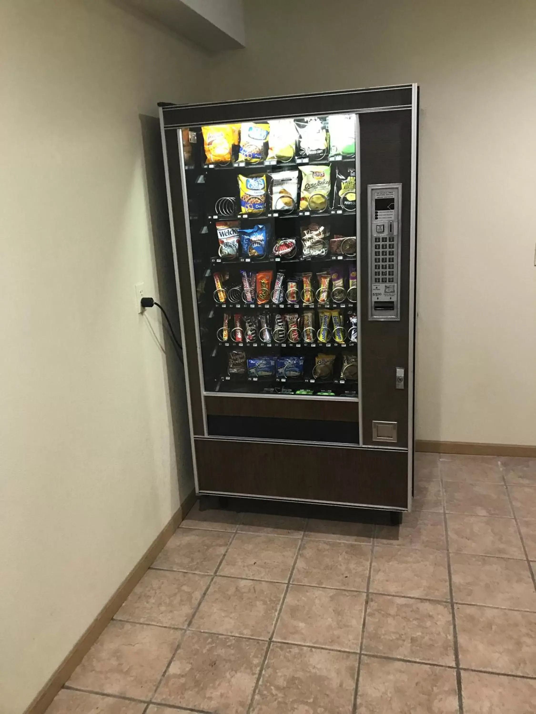 vending machine in Super 8 by Wyndham Bridgeview of Mackinaw City vending machine in Super 8 by Wyndham Bridgeview of Mackinaw City