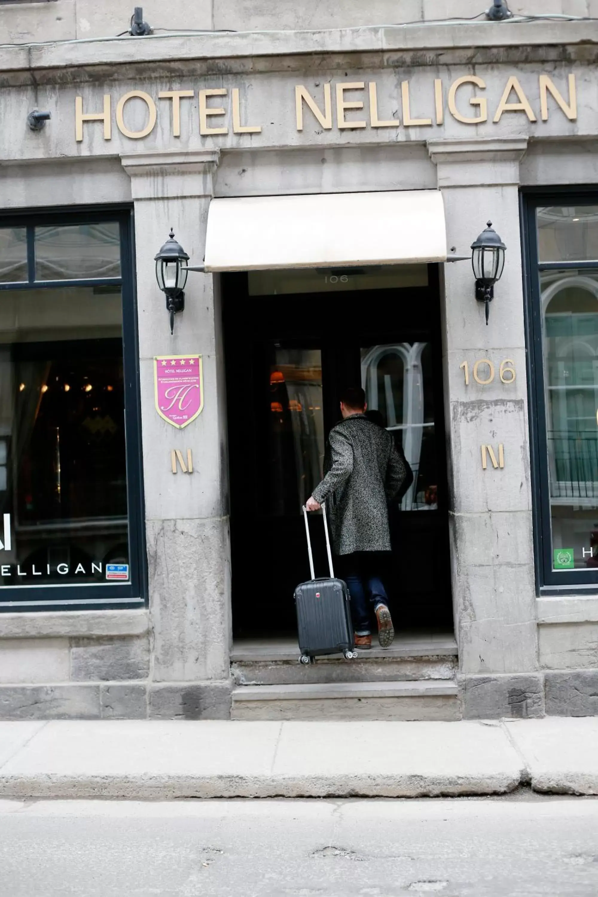 Facade/entrance in Hotel Nelligan