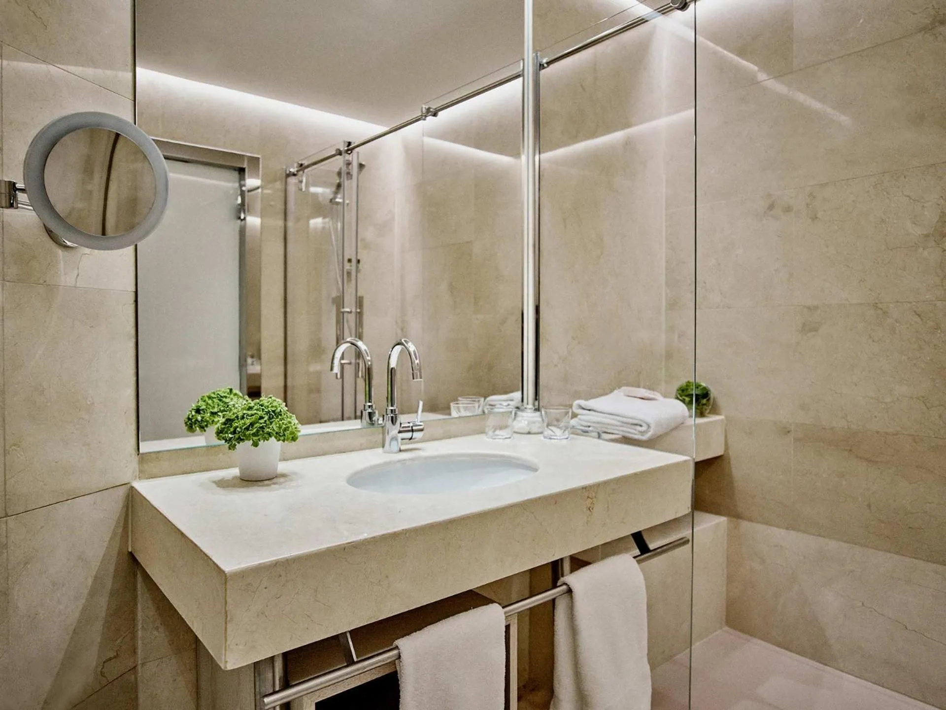 Bathroom in Preciados