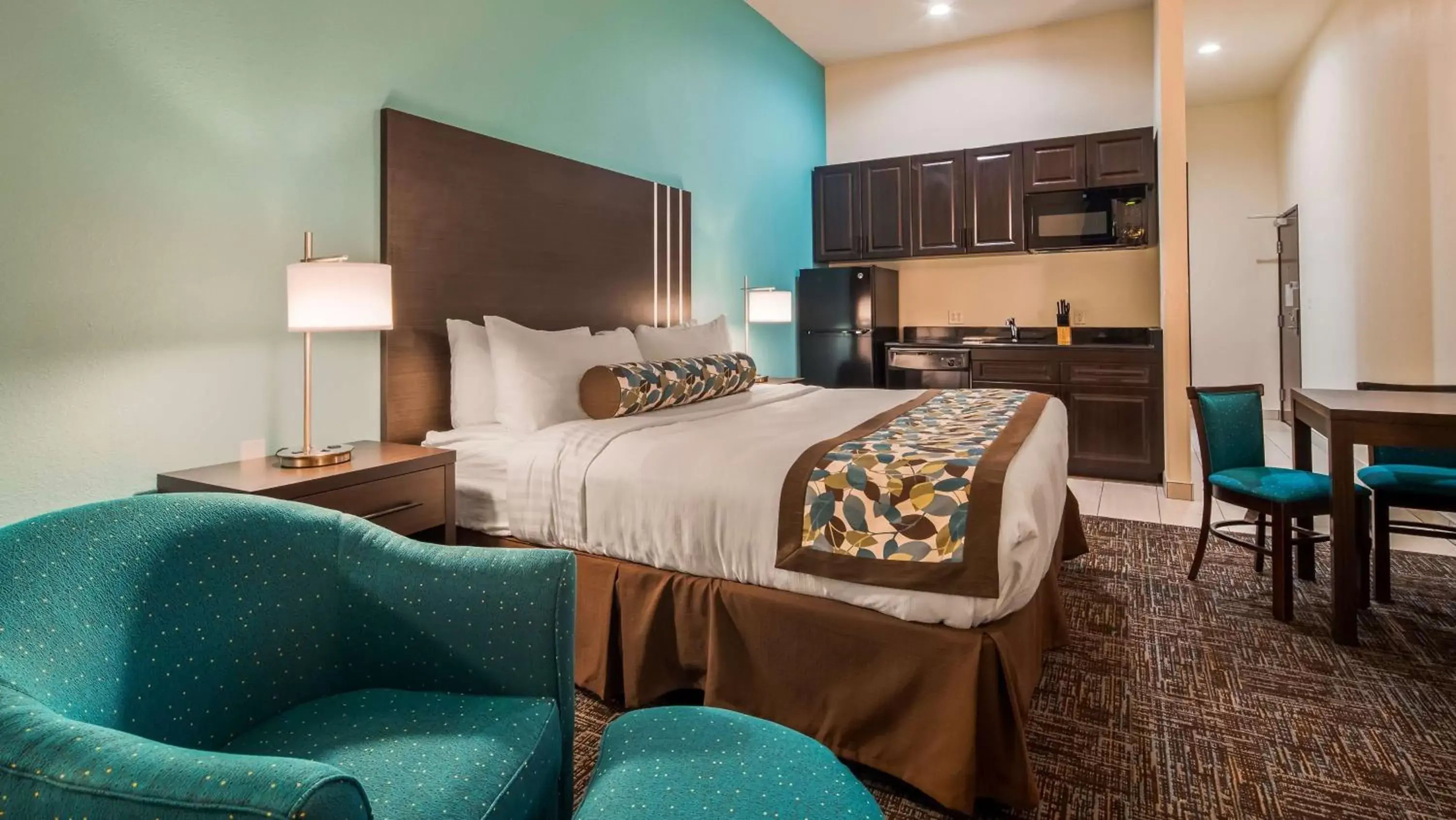 Photo of the whole room, Bed in Best Western Plus/Executive Residency Elk City Photo of the whole room, Bed in Best Western Plus/Executive Residency Elk City