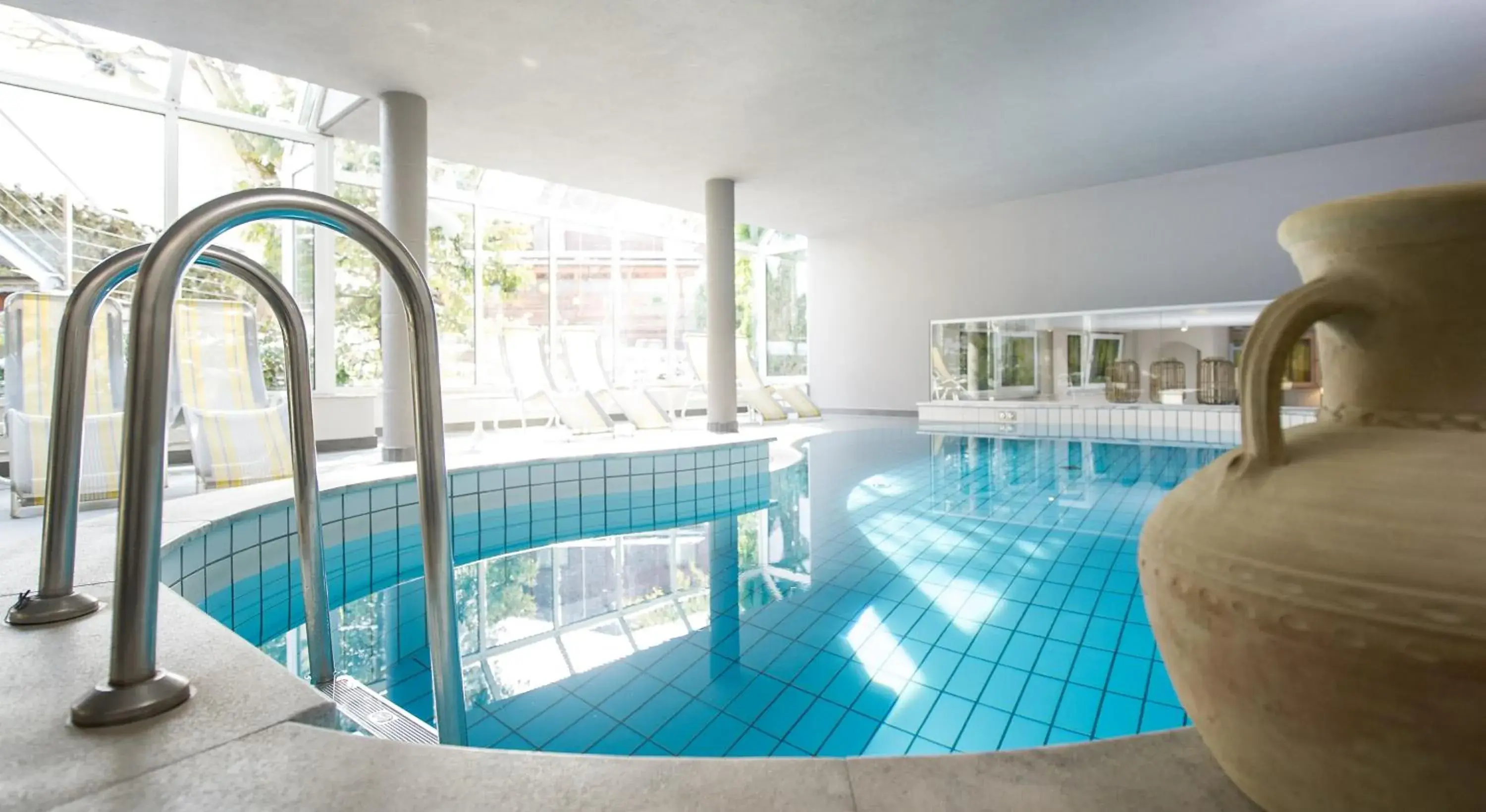 Swimming Pool in Hotel Moserhof