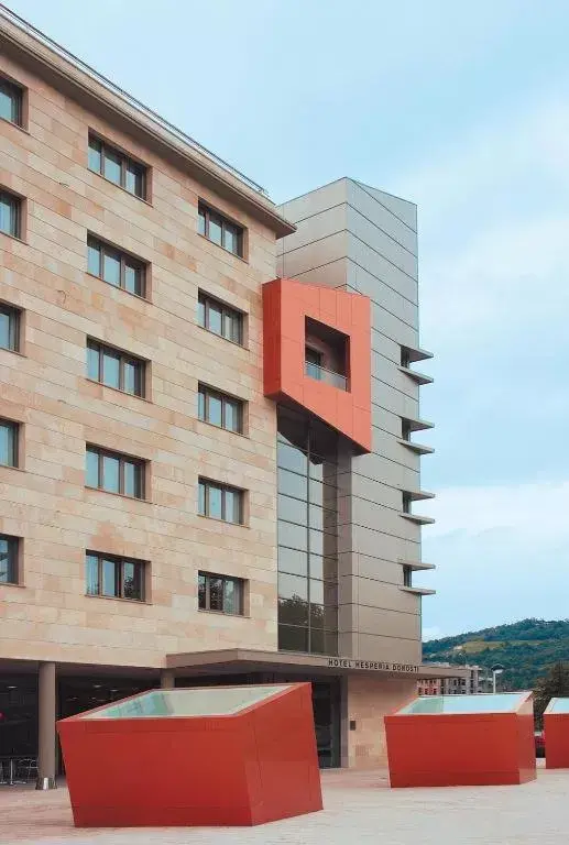 Property Building in Hotel Antik San Sebastián