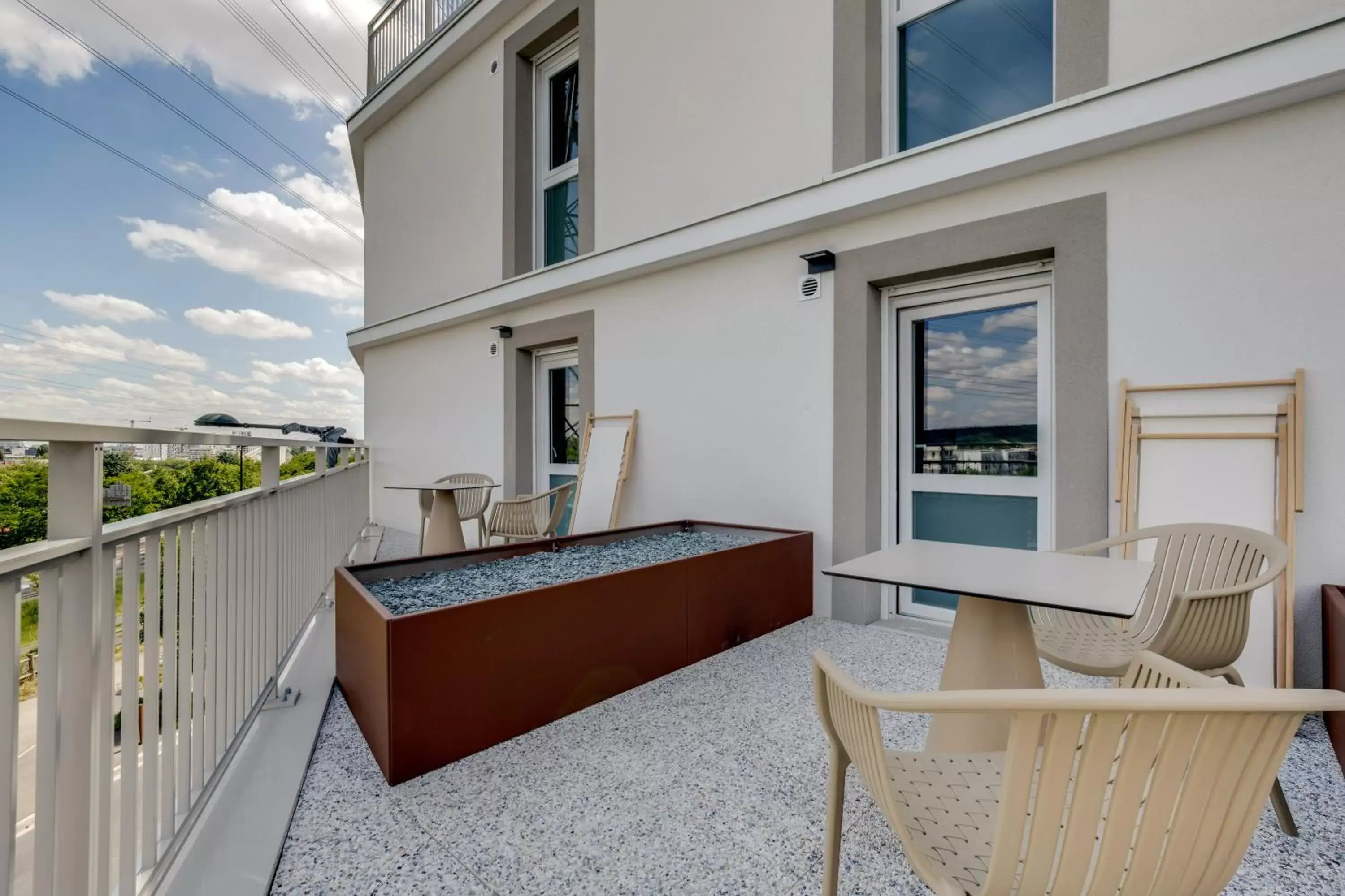 Balcony/Terrace in All Suites Appart Hôtel Massy Palaiseau