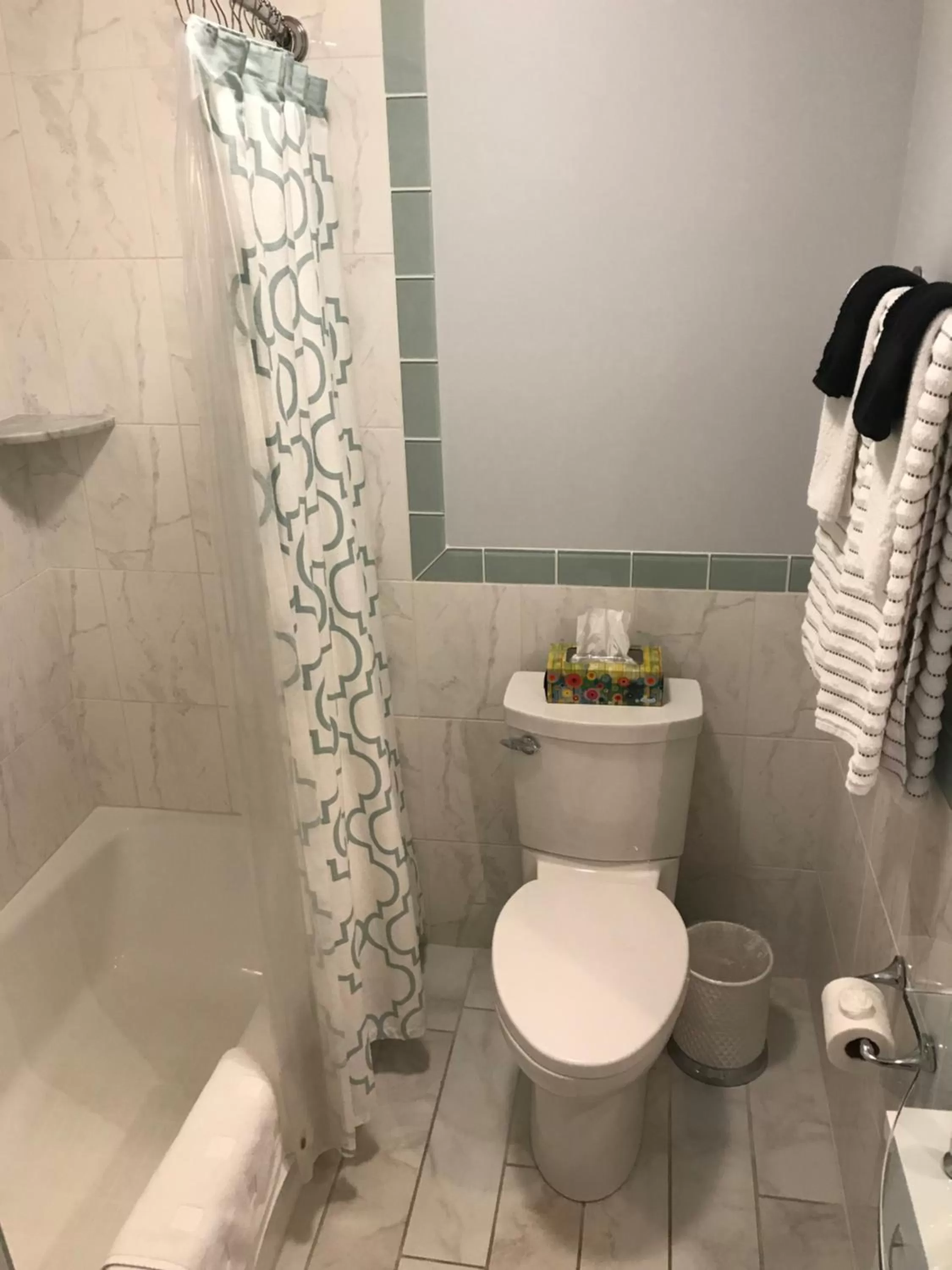 Shower, Bathroom in Elaine's Cape May Boutique Hotel