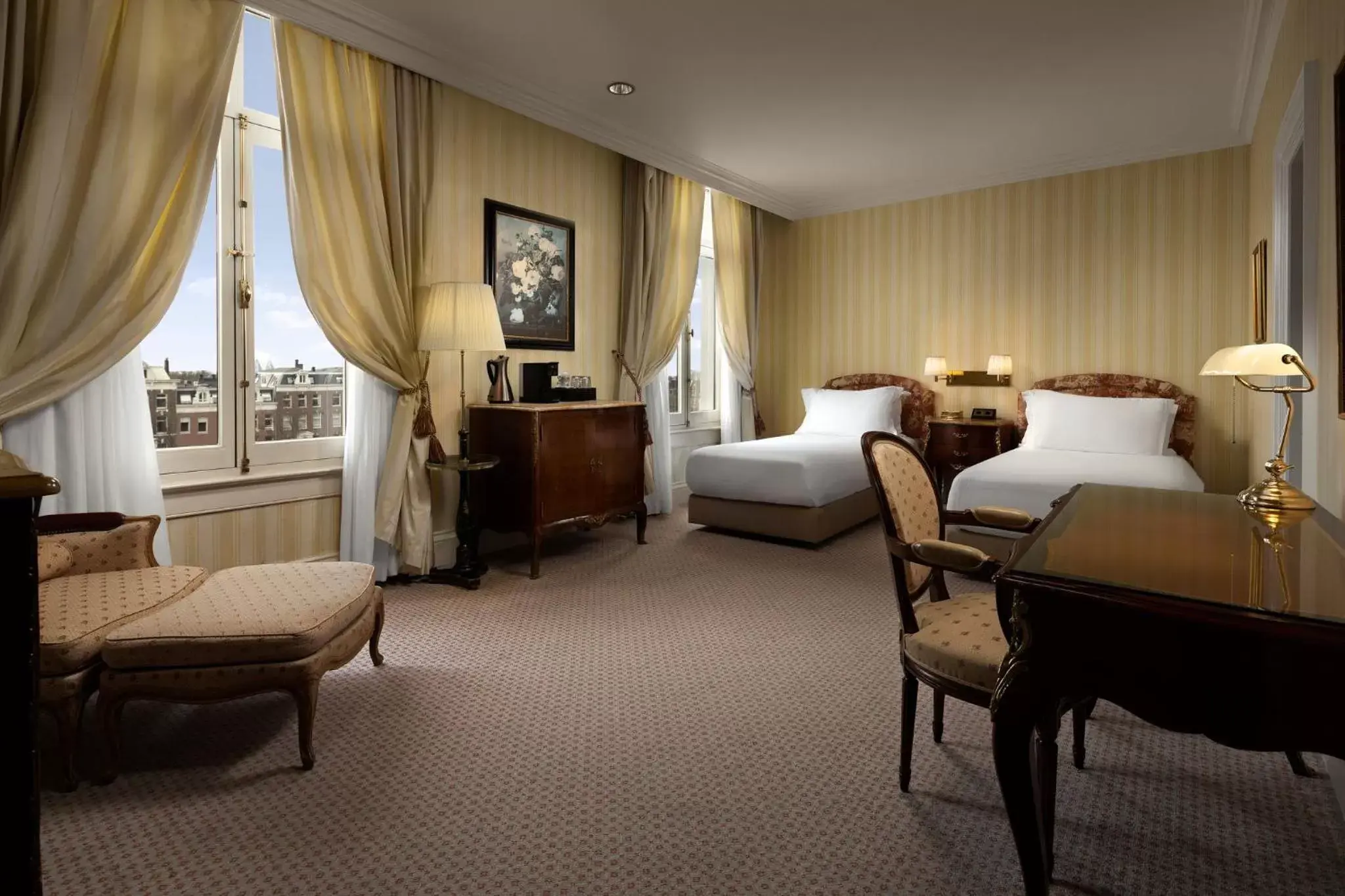Photo of the whole room in InterContinental Amstel Amsterdam, an IHG Hotel