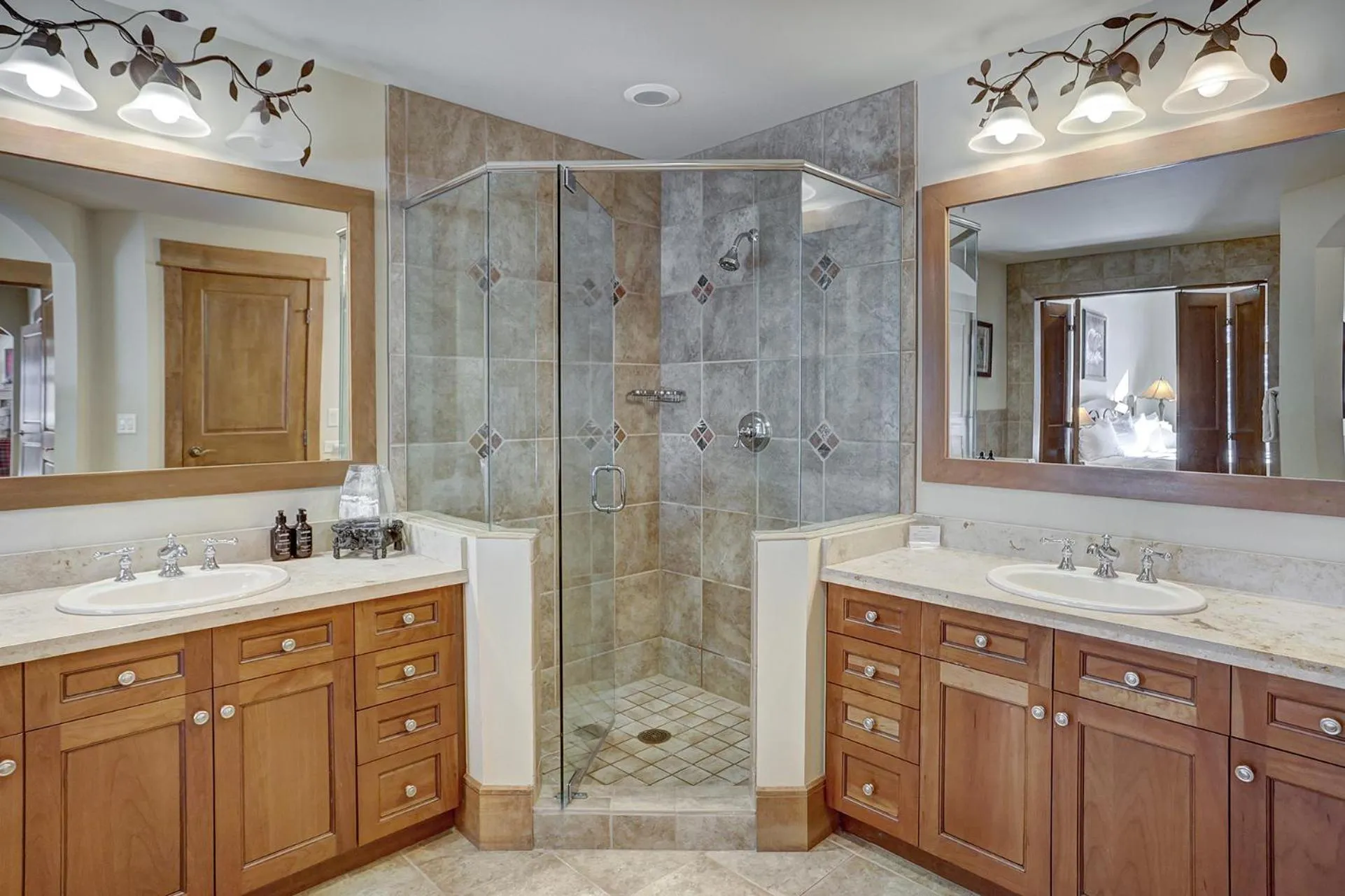 Timbers & Lone Eagle by Keystone Resort