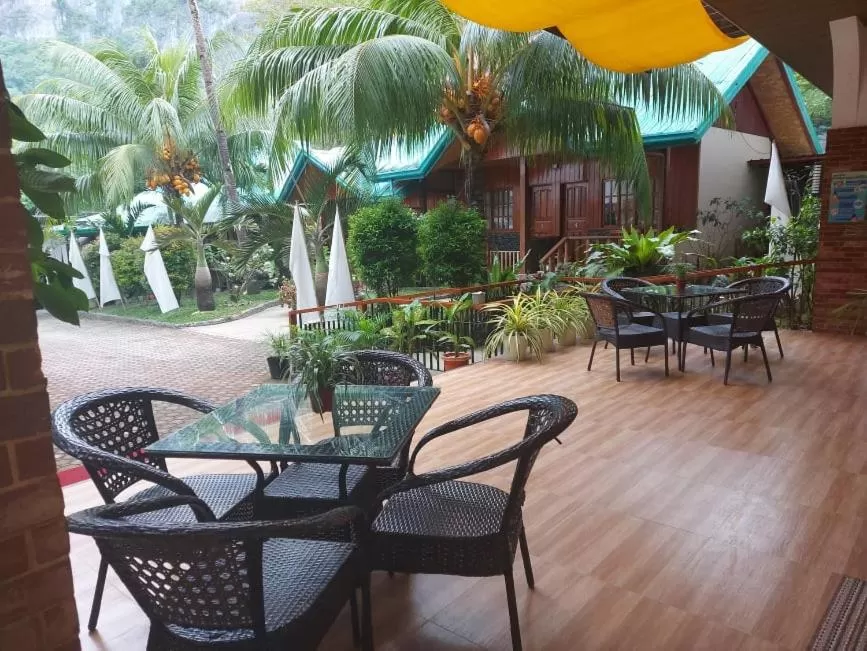 Patio in Jurias Garden Hotel