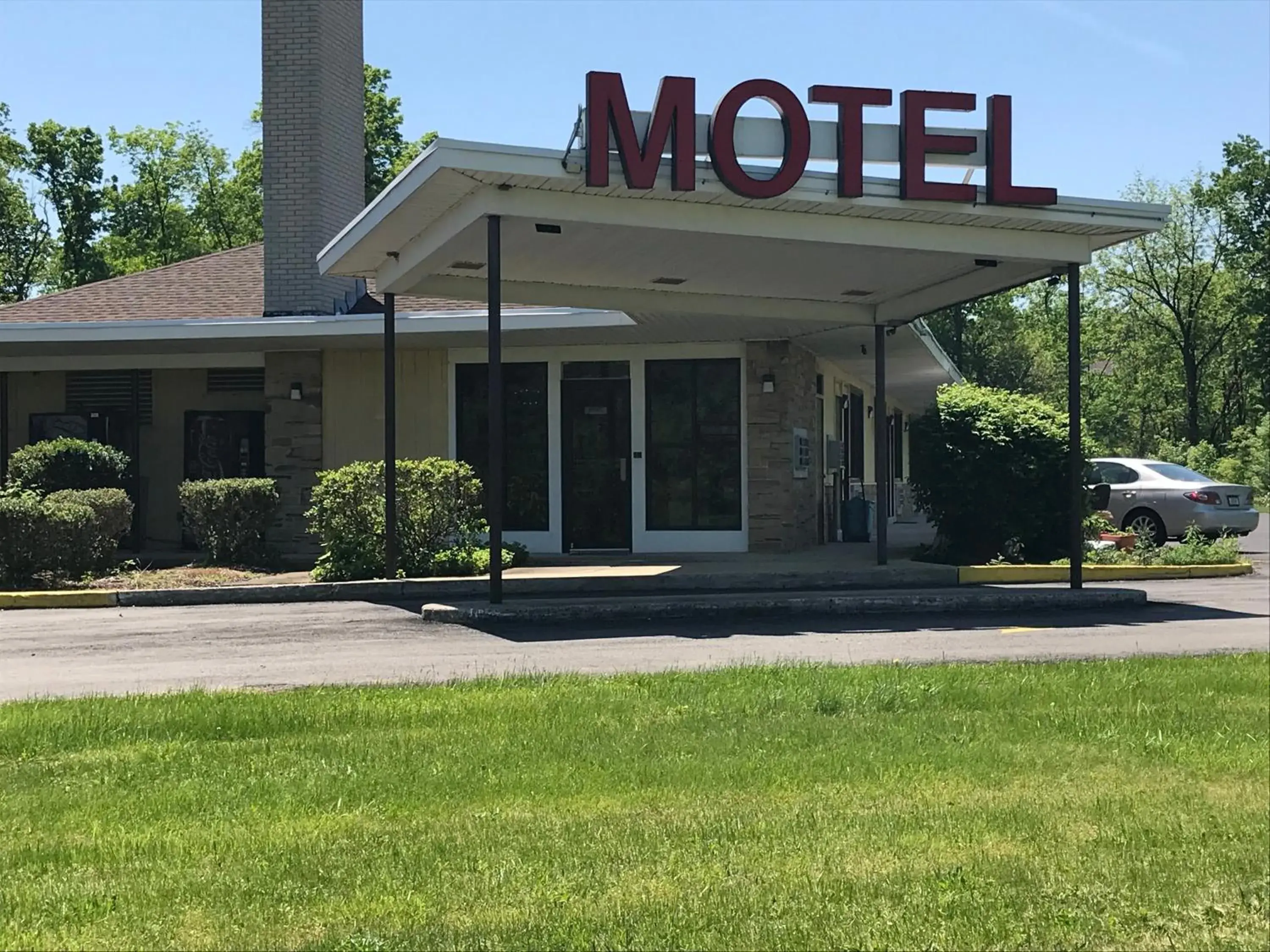 Property Building in Allenwood Motel