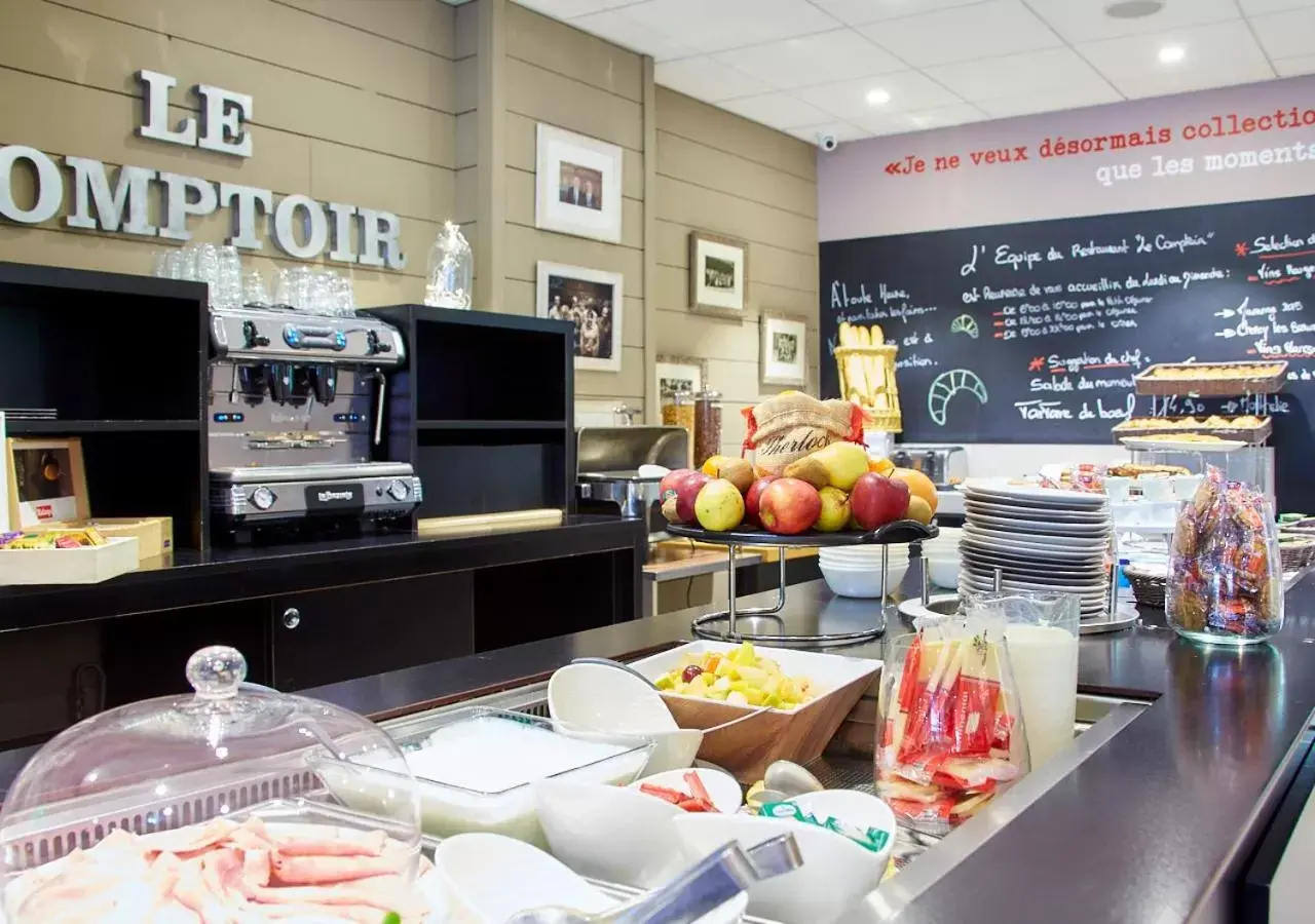 Food and drinks in Campanile Dijon Centre - Gare