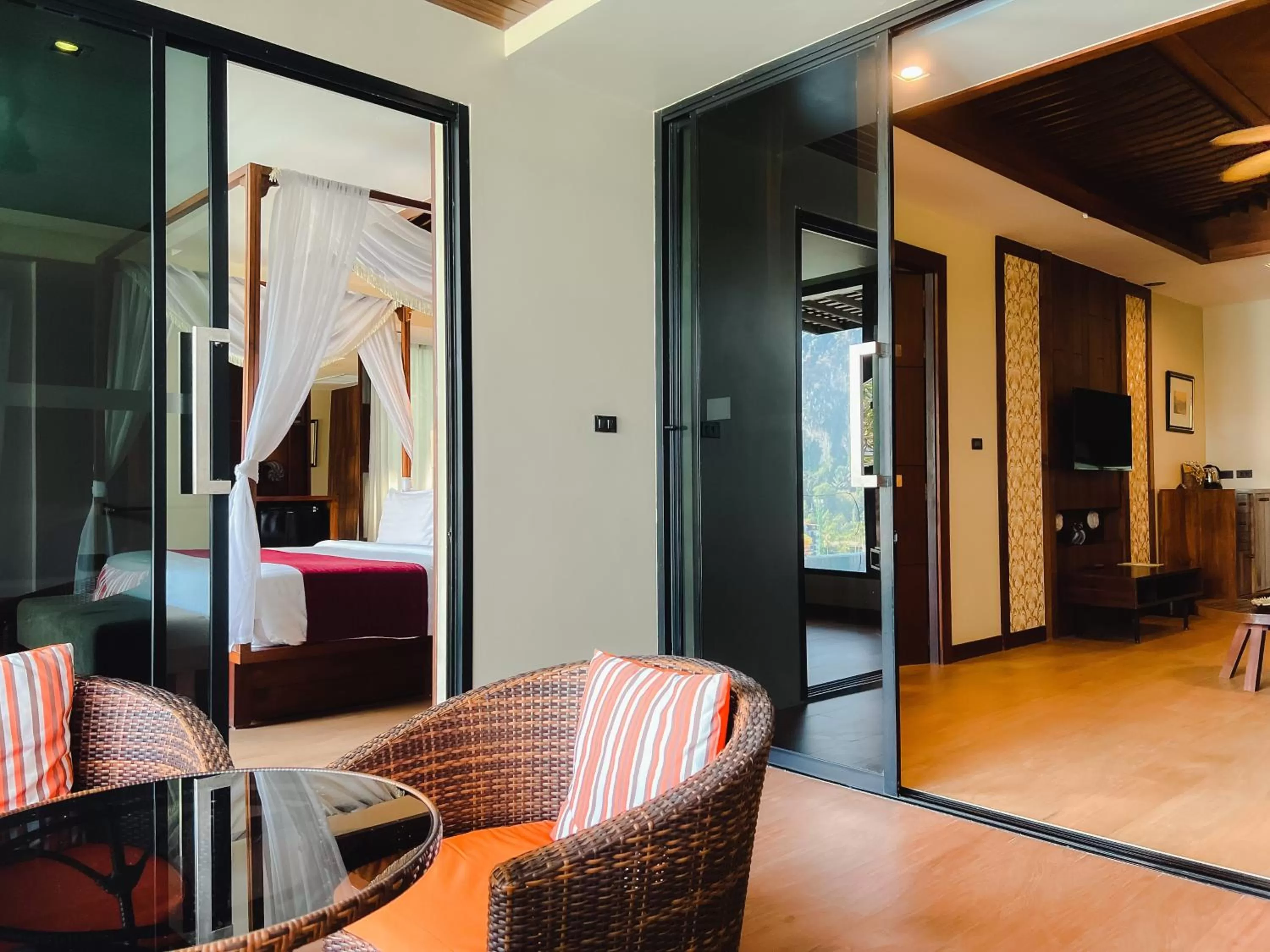 Photo of the whole room, Bed in Aonang Phu Pi Maan Resort & Spa