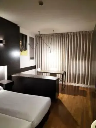Bedroom in Wall Art Hotel & Residence