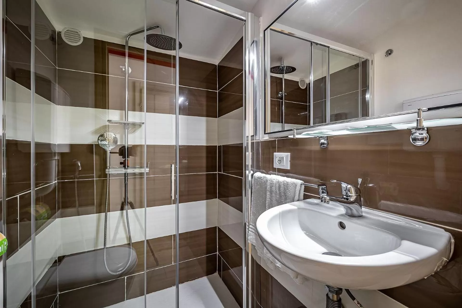 Toilet in HOTEL VENETO con accesso ZTL