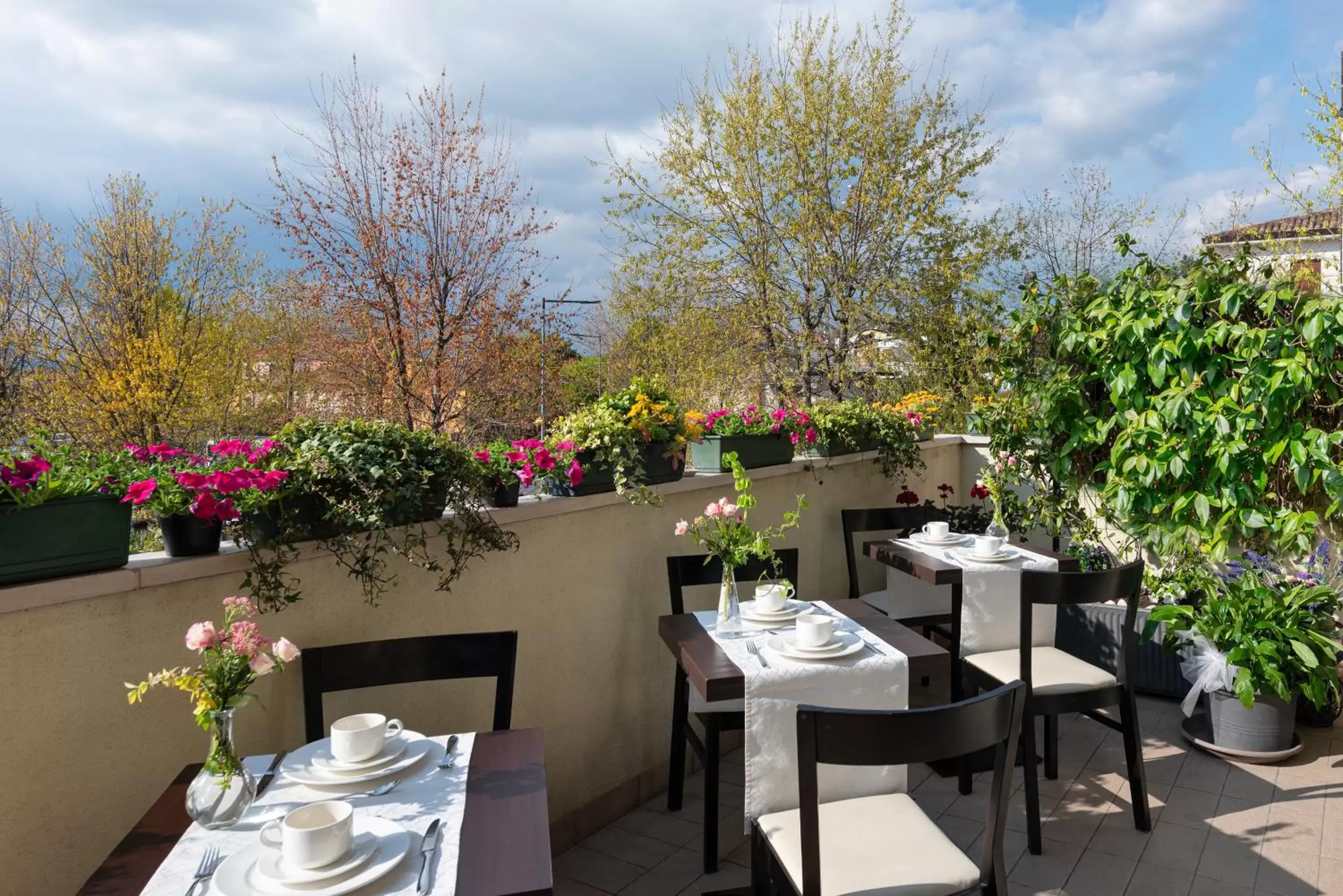 Balcony/Terrace, Restaurant/Places to Eat in Hotel Rovere