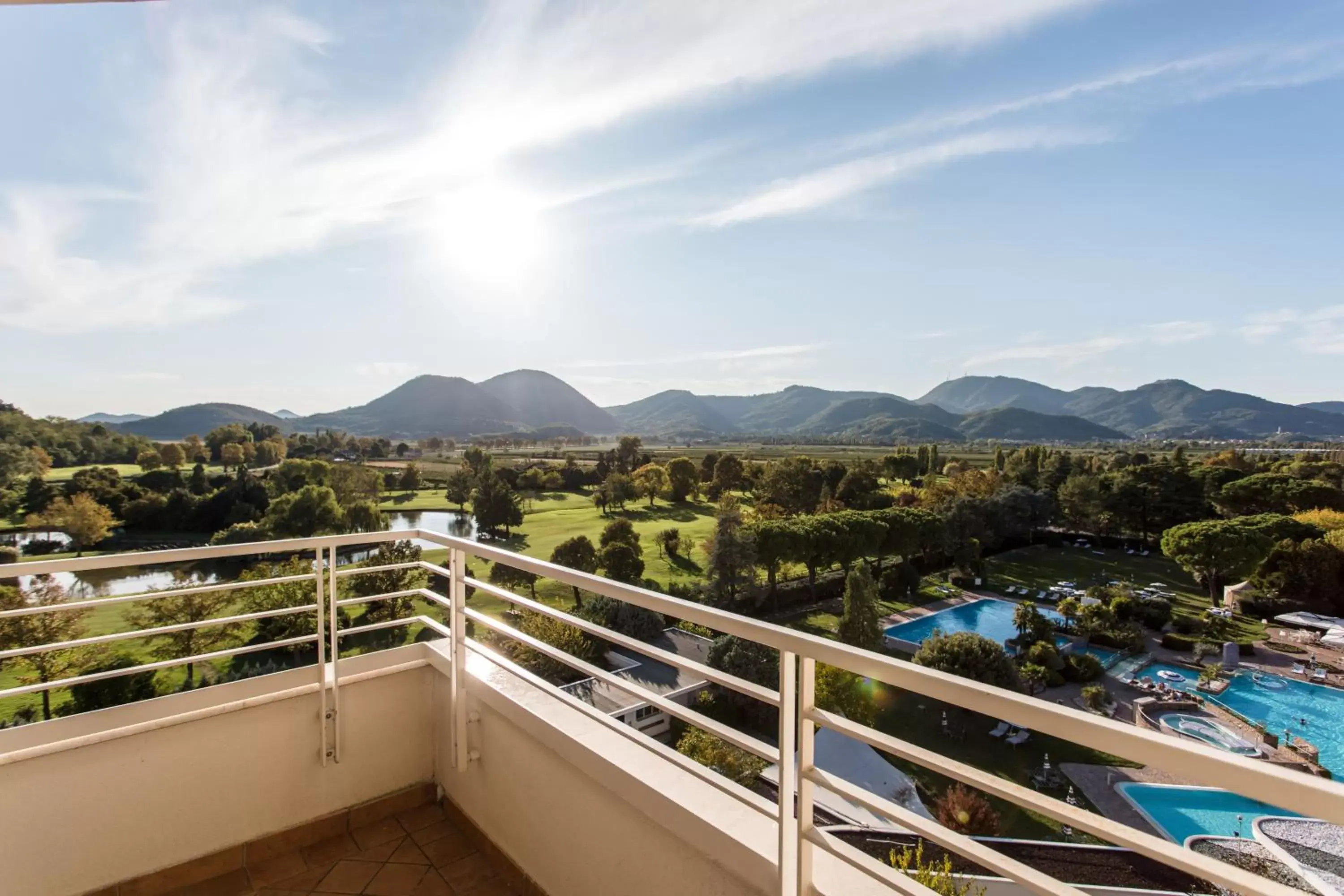 Pool view, Mountain View in Hotel Splendid