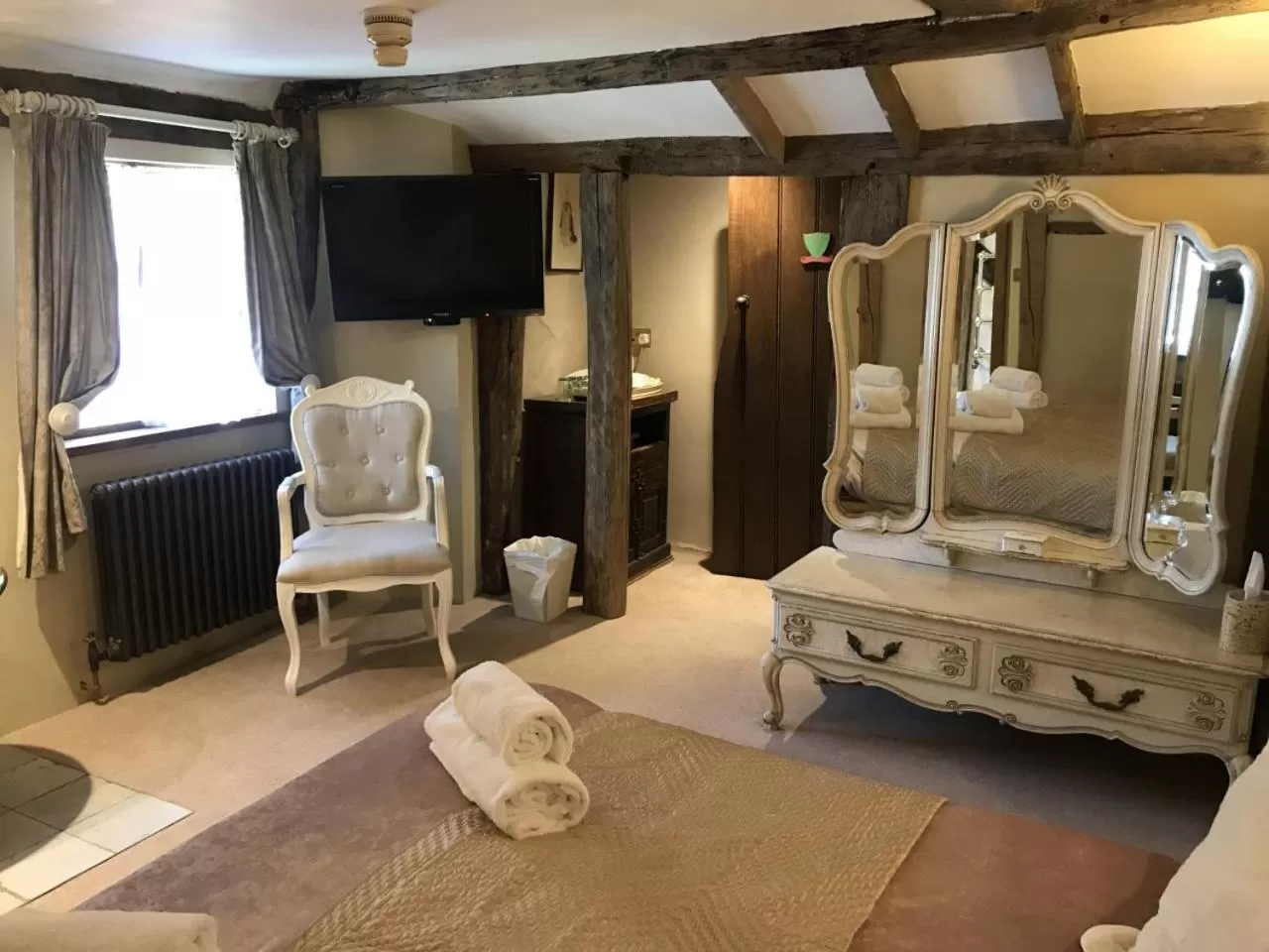 Bathroom in The Chequers Inn