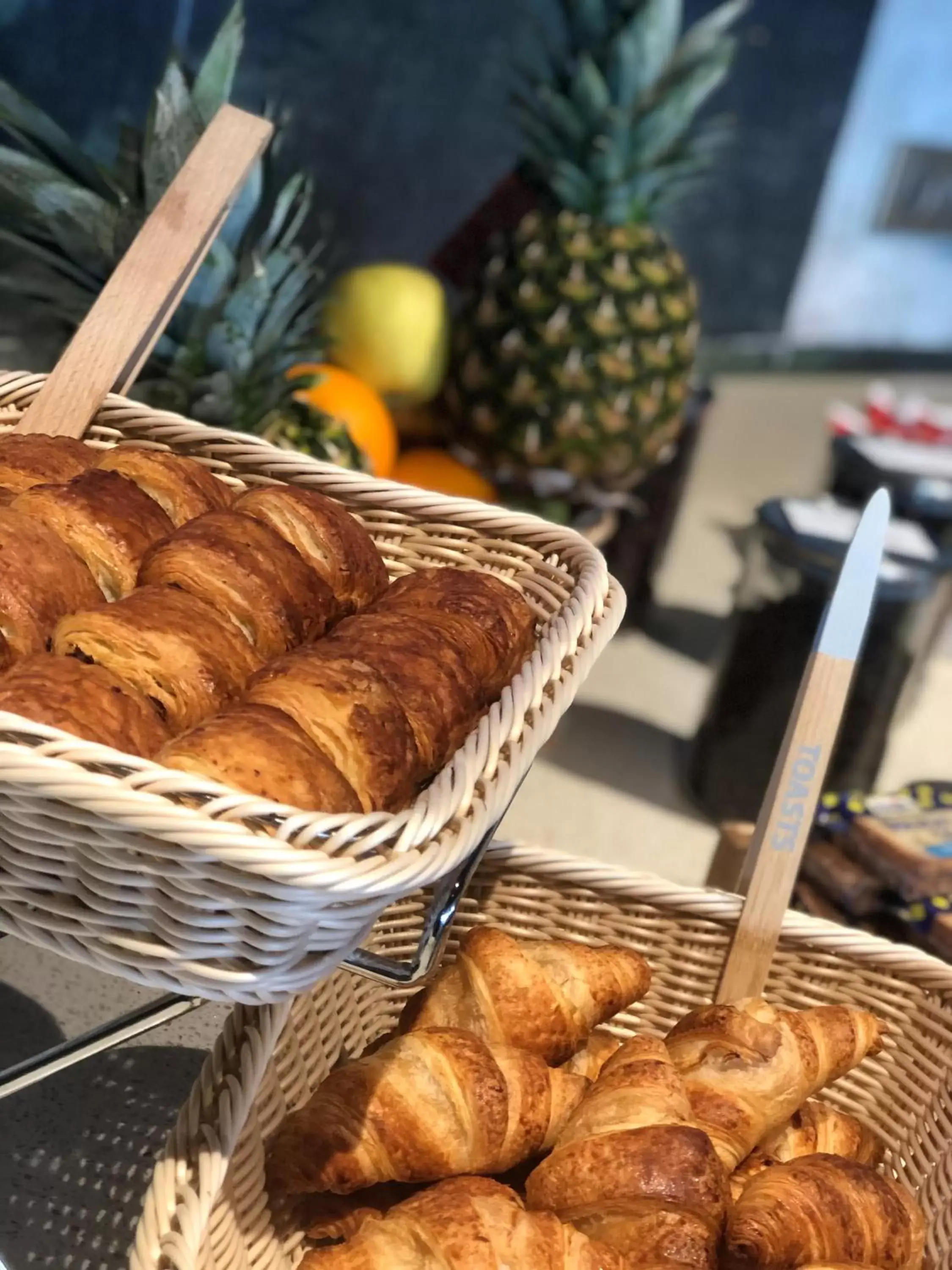 Buffet breakfast in ibis Styles Clermont-Ferrand Aéroport Buffet breakfast in ibis Styles Clermont-Ferrand Aéroport