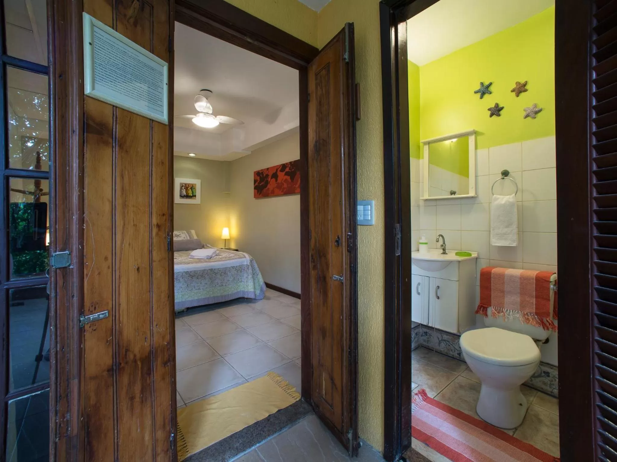 Bathroom, Bed in O Veleiro Bed and Breakfast