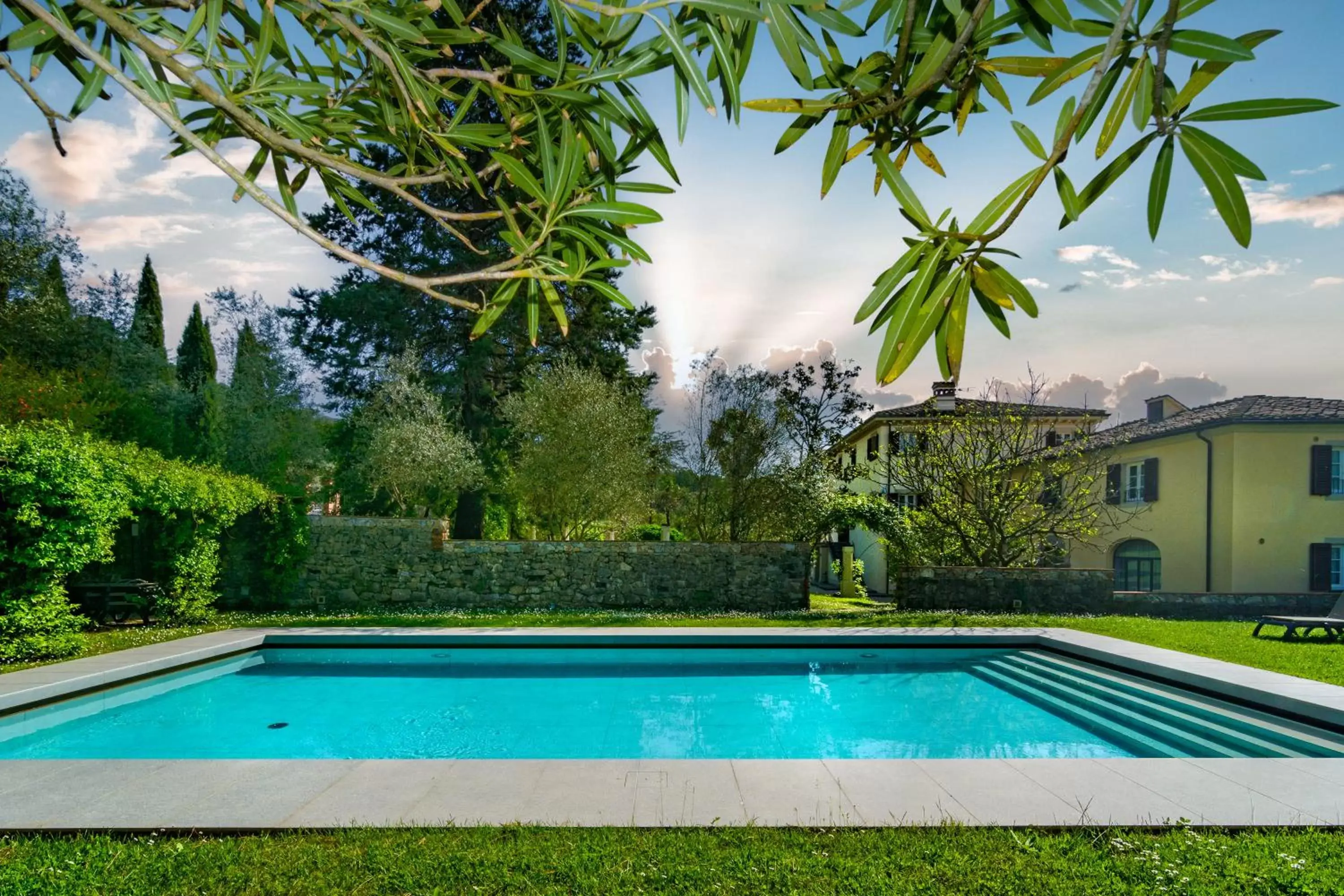 Swimming Pool in Hotel Albergo Villa Marta