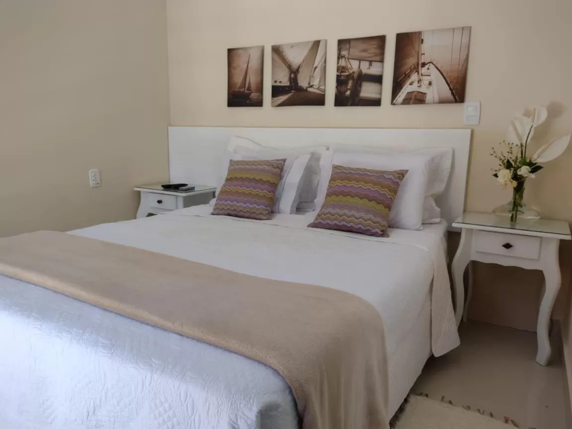 Bed in Magias de Paraty Ecopousada