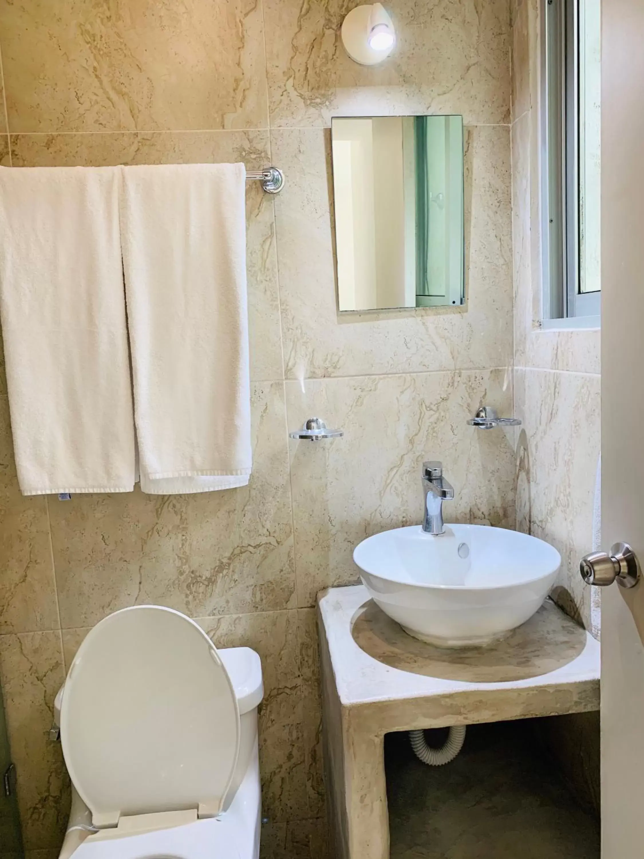 Bathroom in Villa Antilope