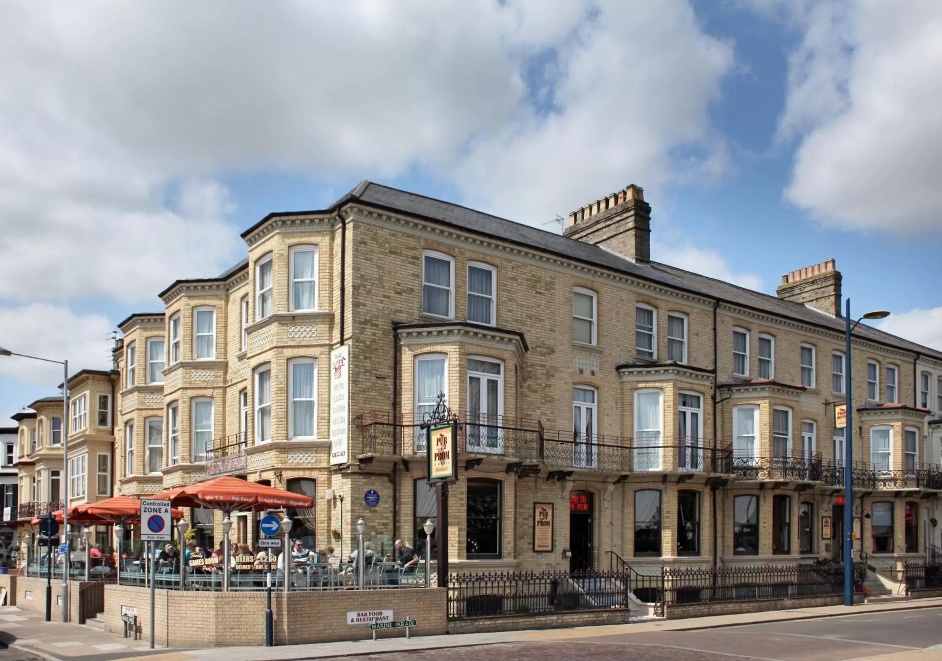 Facade/entrance, Property Building in Prom Hotel