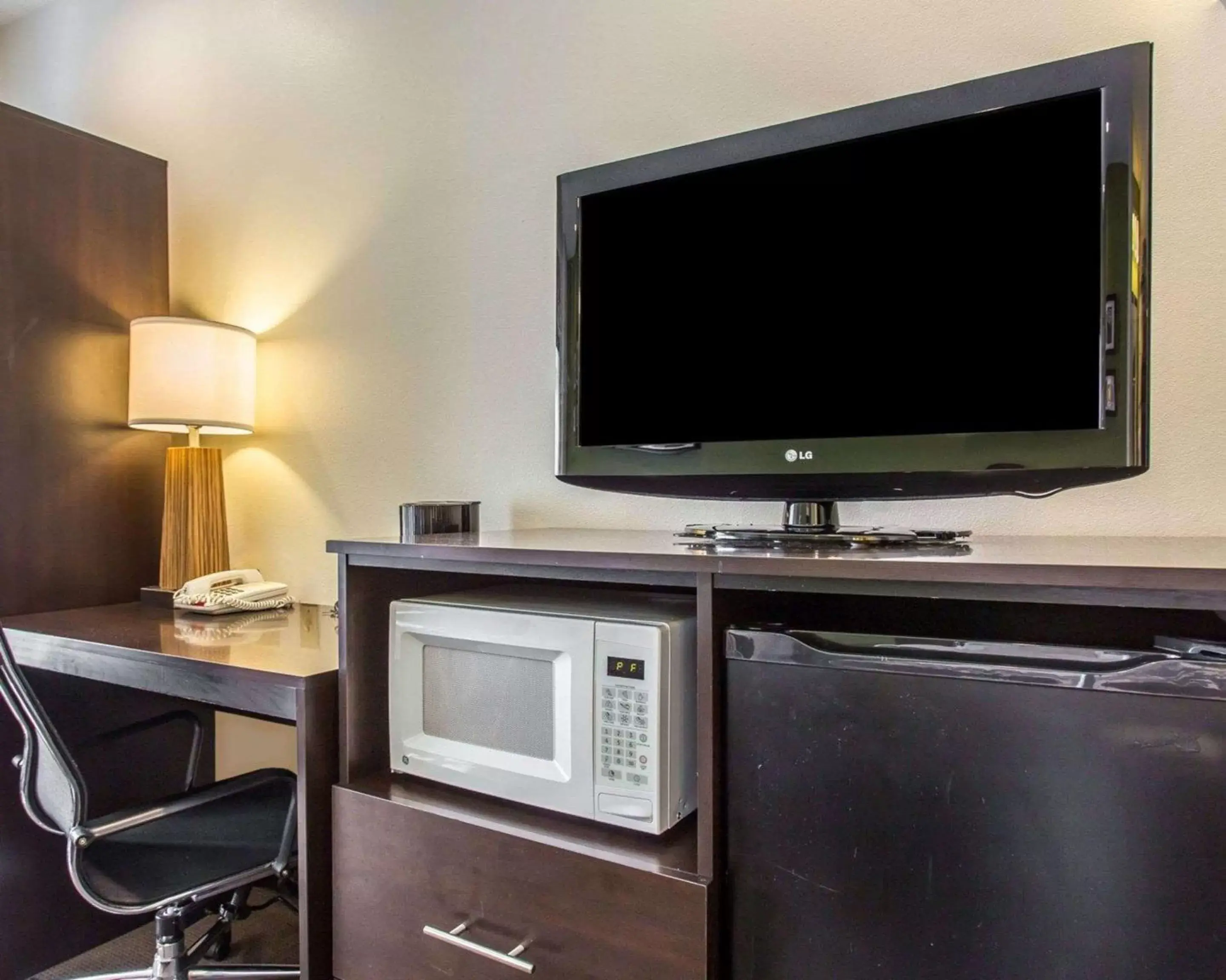 Photo of the whole room in Sleep Inn Columbia Photo of the whole room in Sleep Inn Columbia