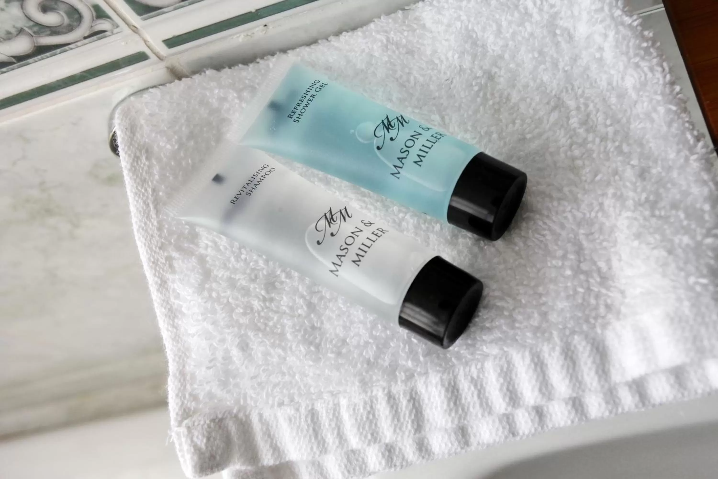 Bathroom in The Potters Arms