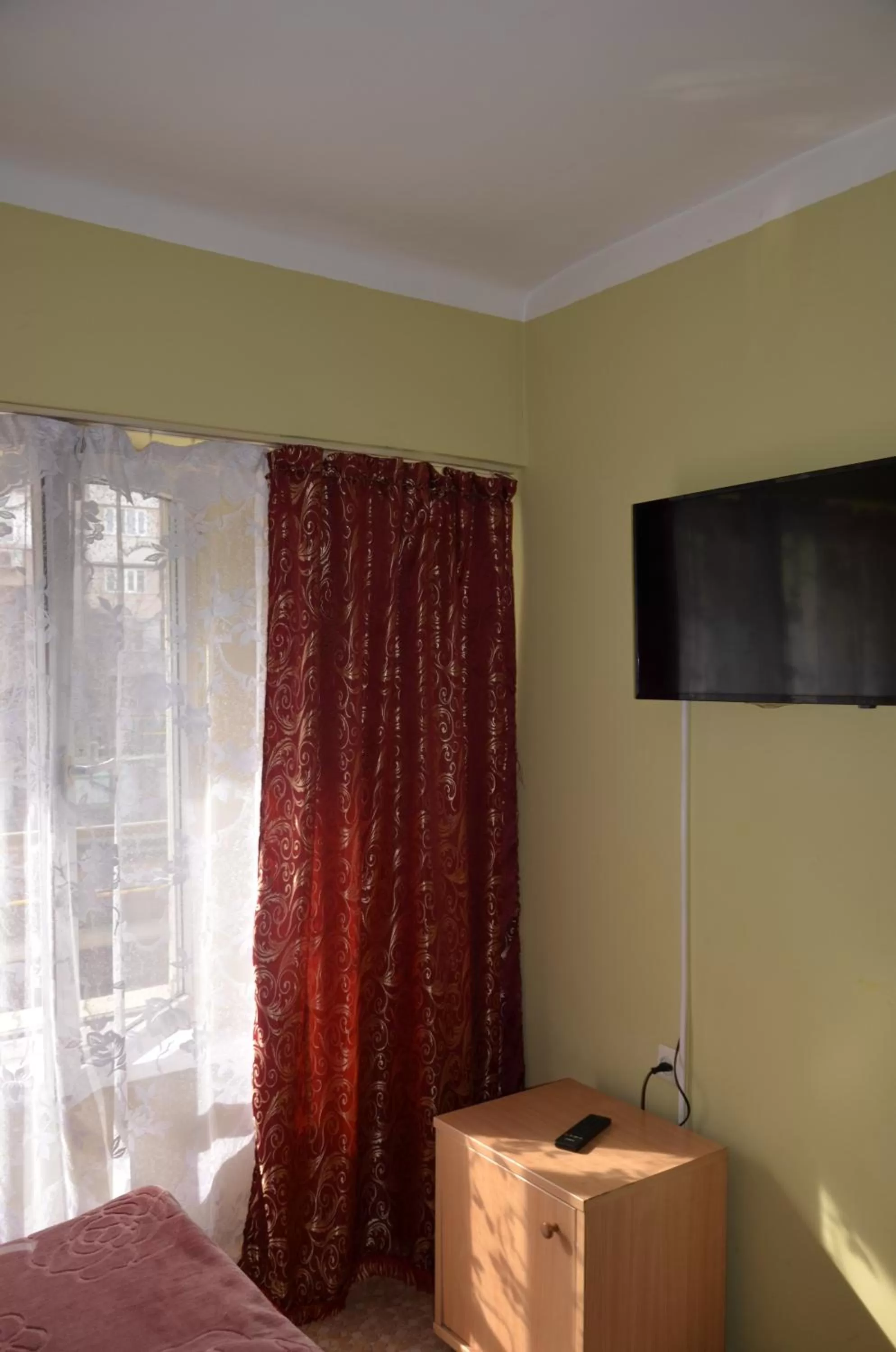 Decorative detail, Bed in Hotel Kezdesu