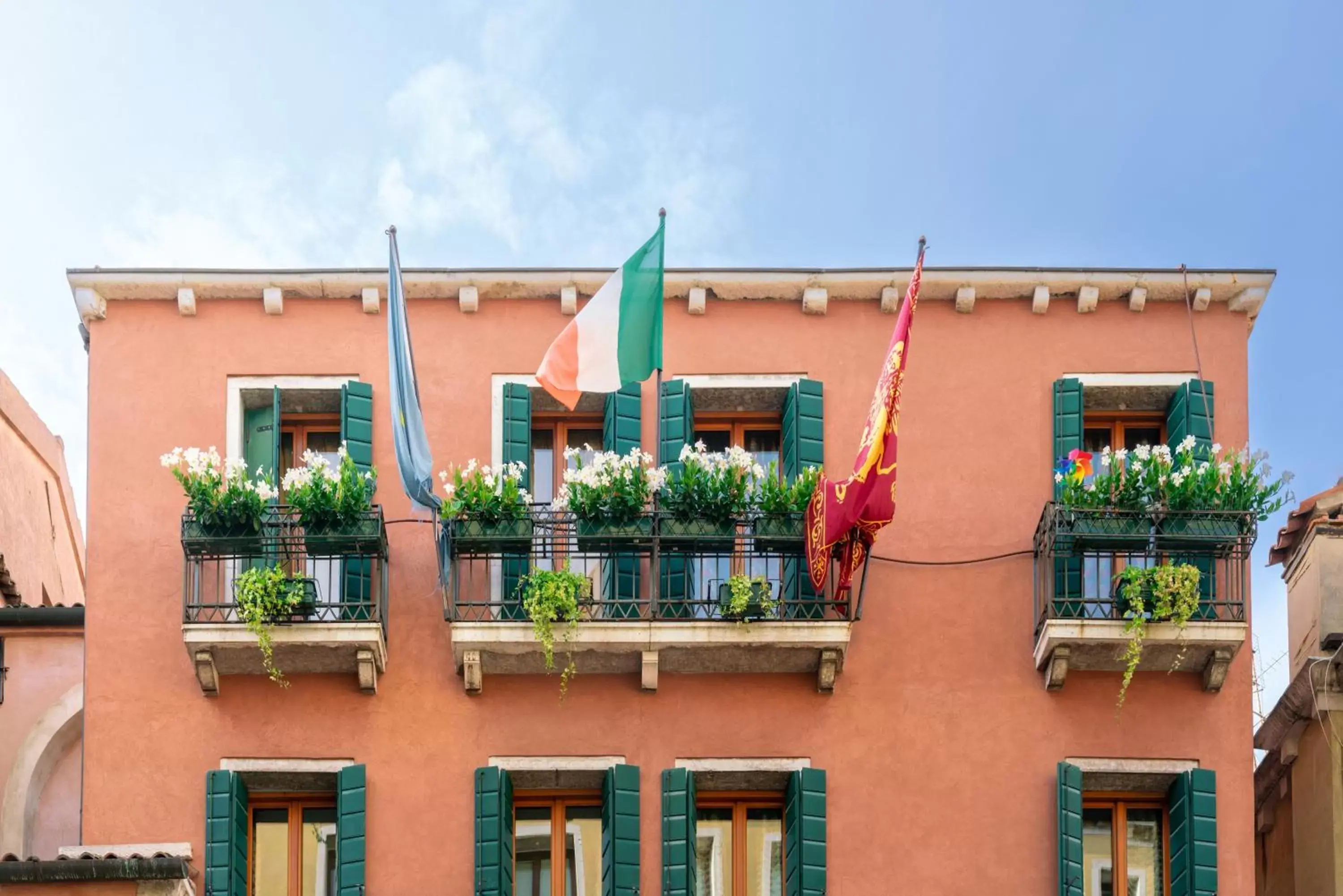 Property Building in Palazzo San Luca