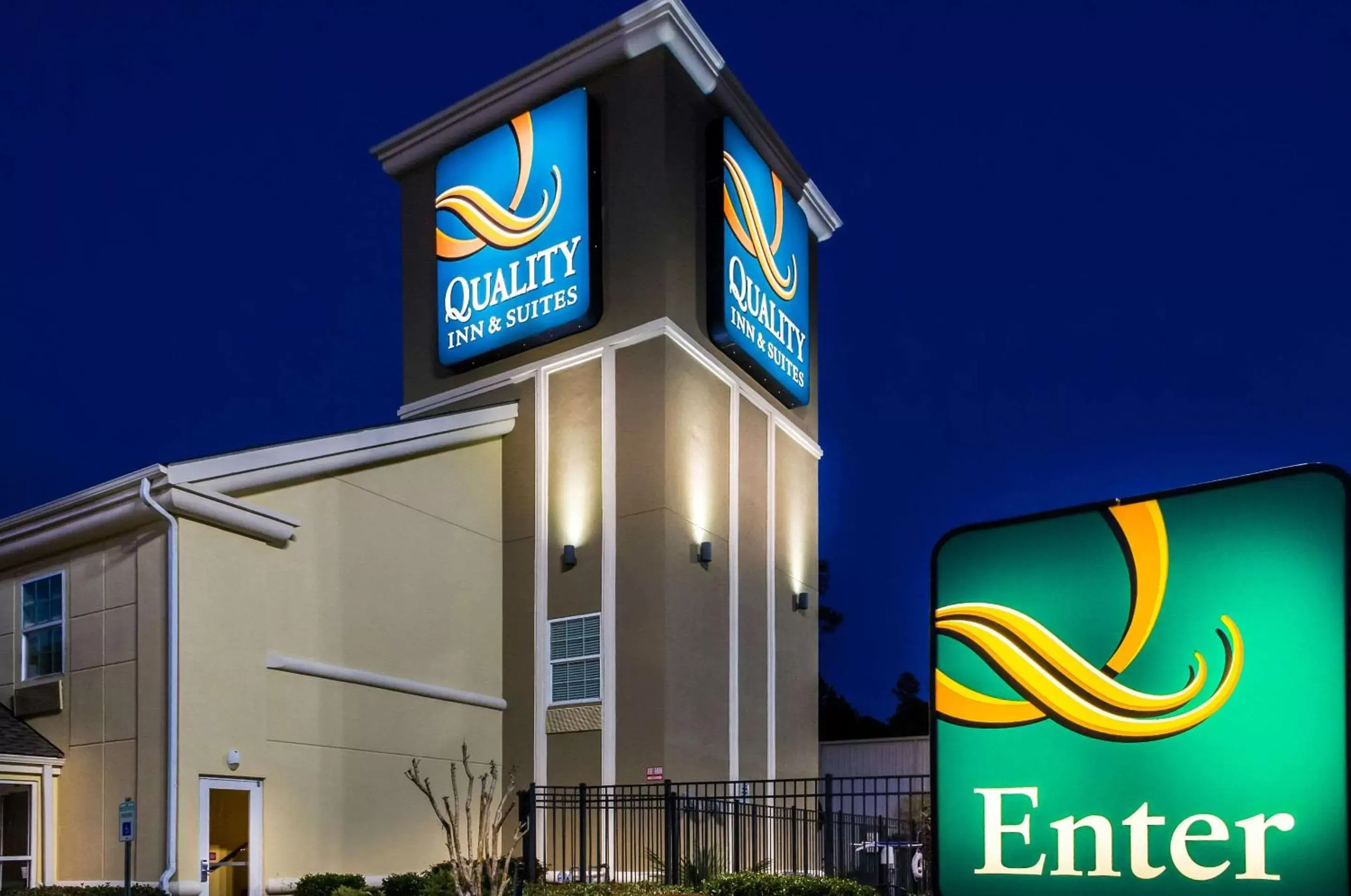 Other, Property Logo/Sign in Quality Inn & Suites Slidell