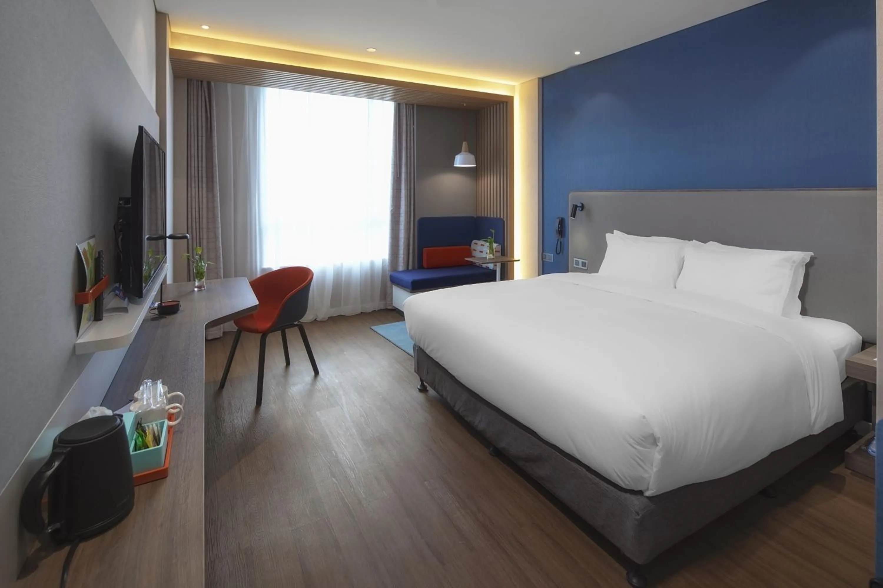 Standard King Room - Accessible in Holiday Inn Express Shanghai Chongming, an IHG Hotel