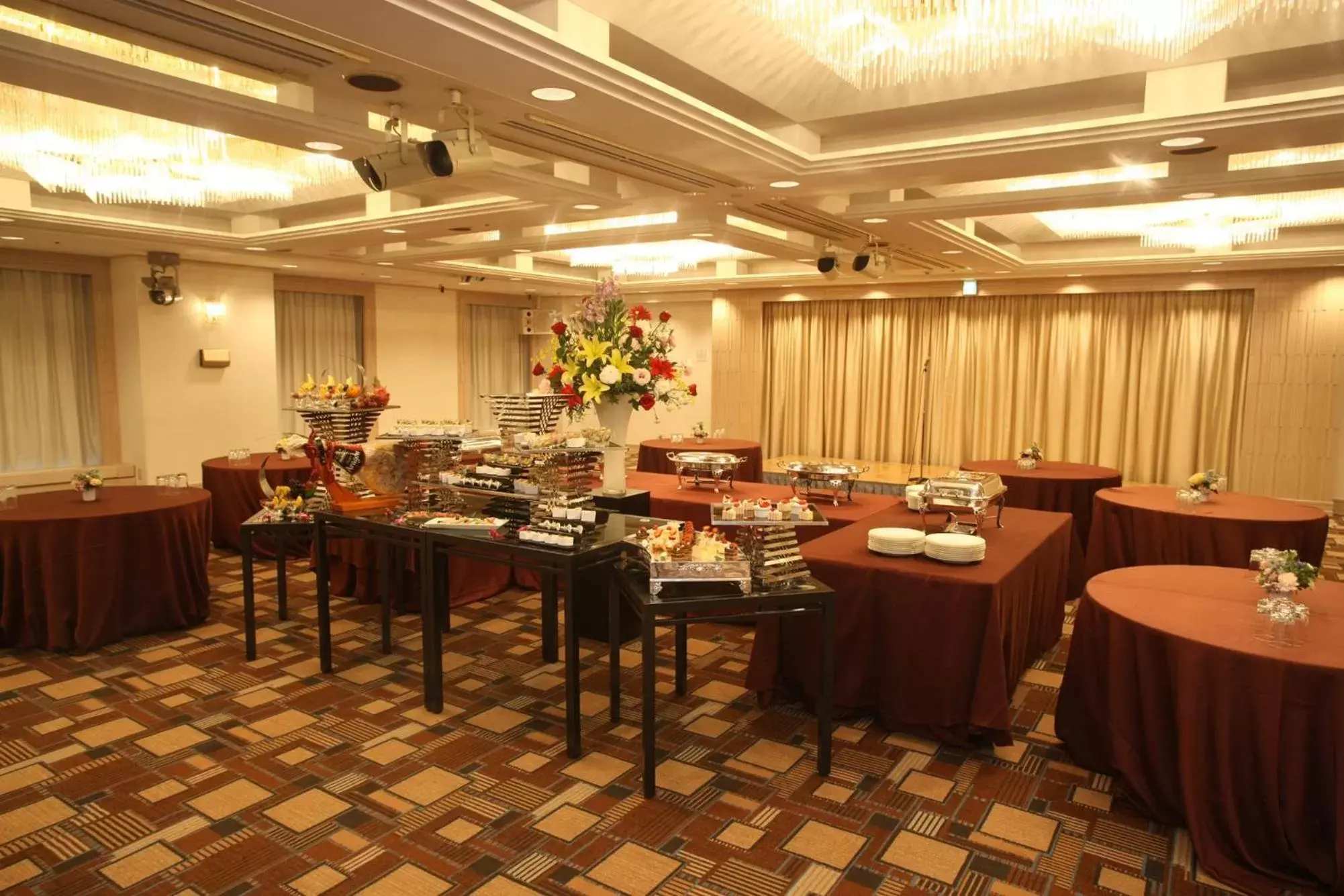 Banquet/Function facilities, Restaurant/Places to Eat in ANA Crowne Plaza Sapporo, an IHG Hotel