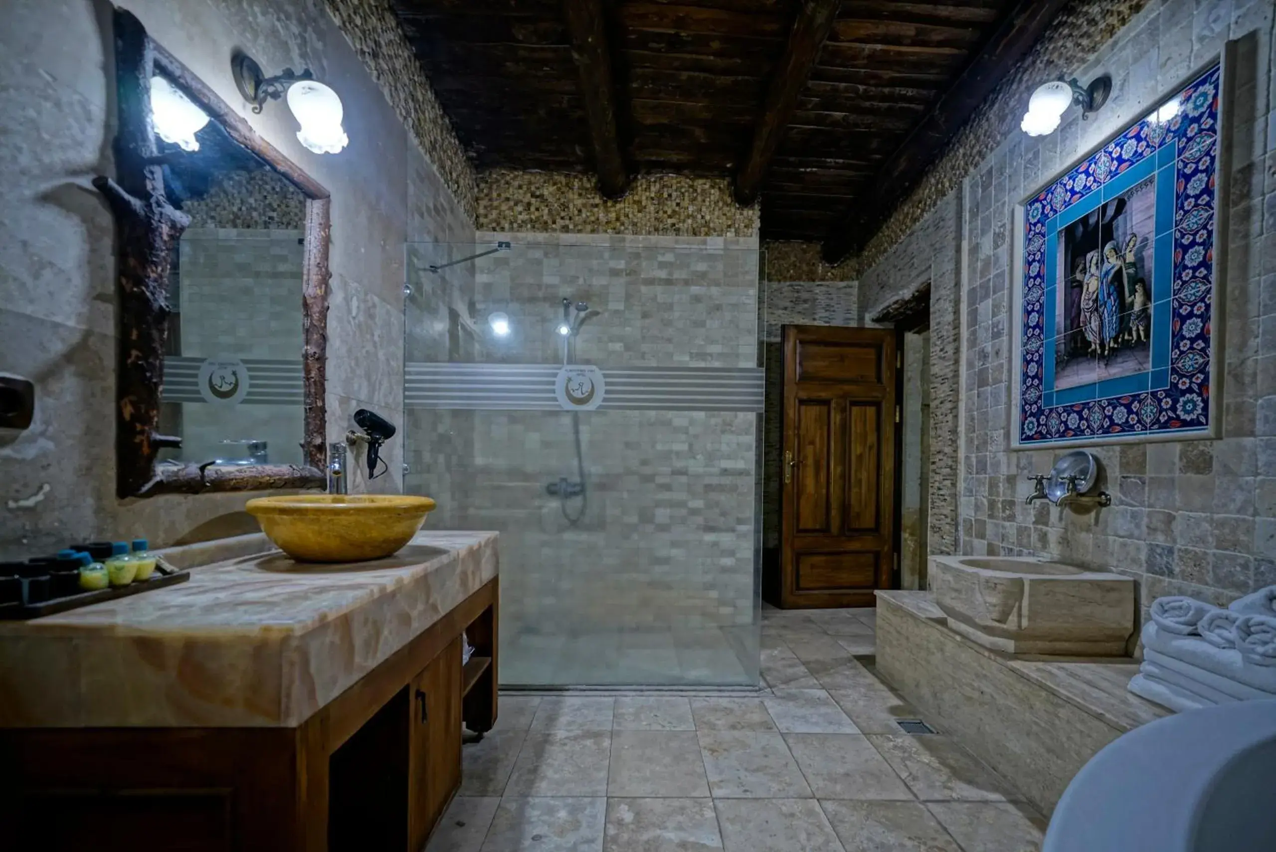 Bathroom in Holiday Cave Hotel