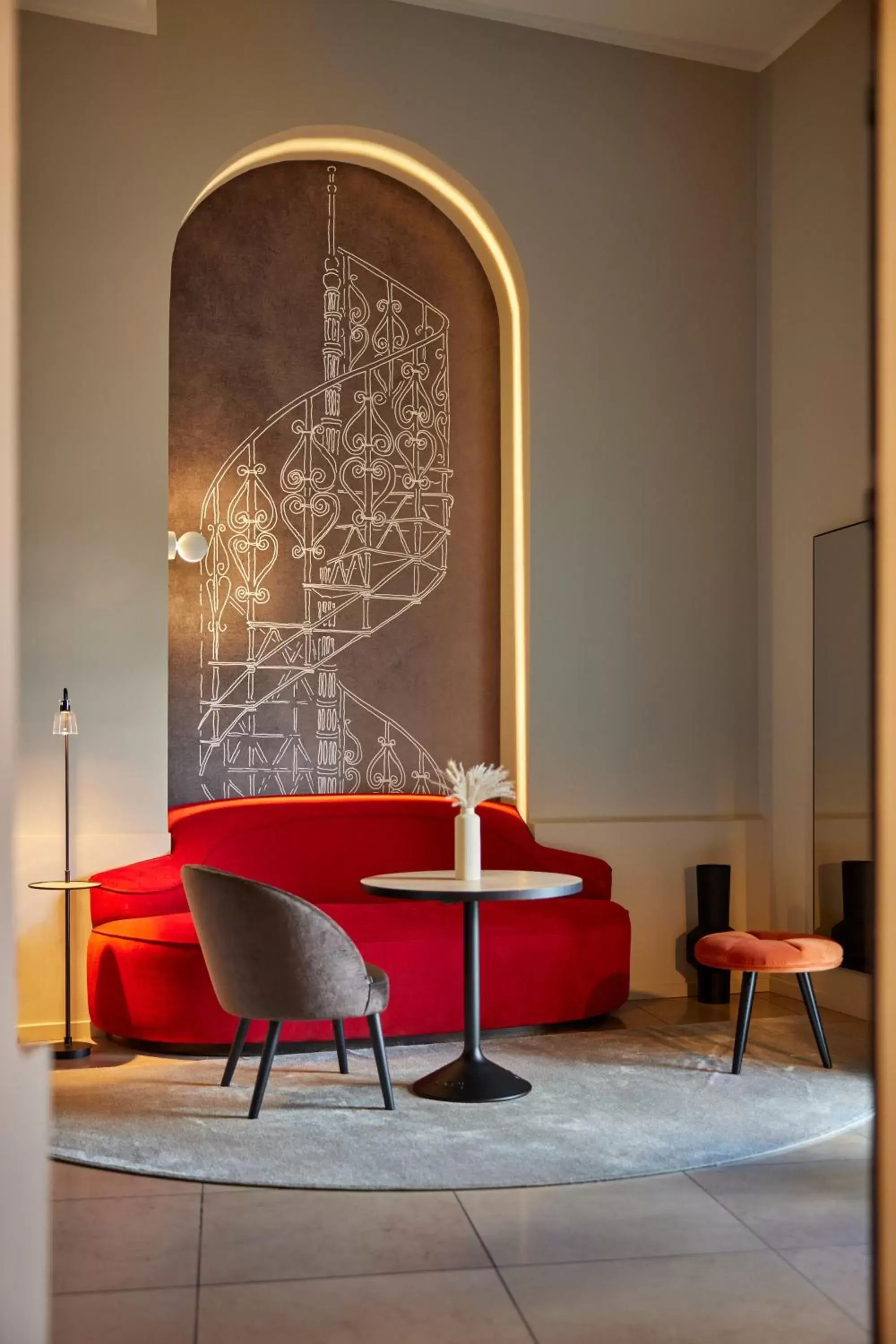 Living room, Seating Area in Wasserturm Hotel Cologne, Curio Collection by Hilton