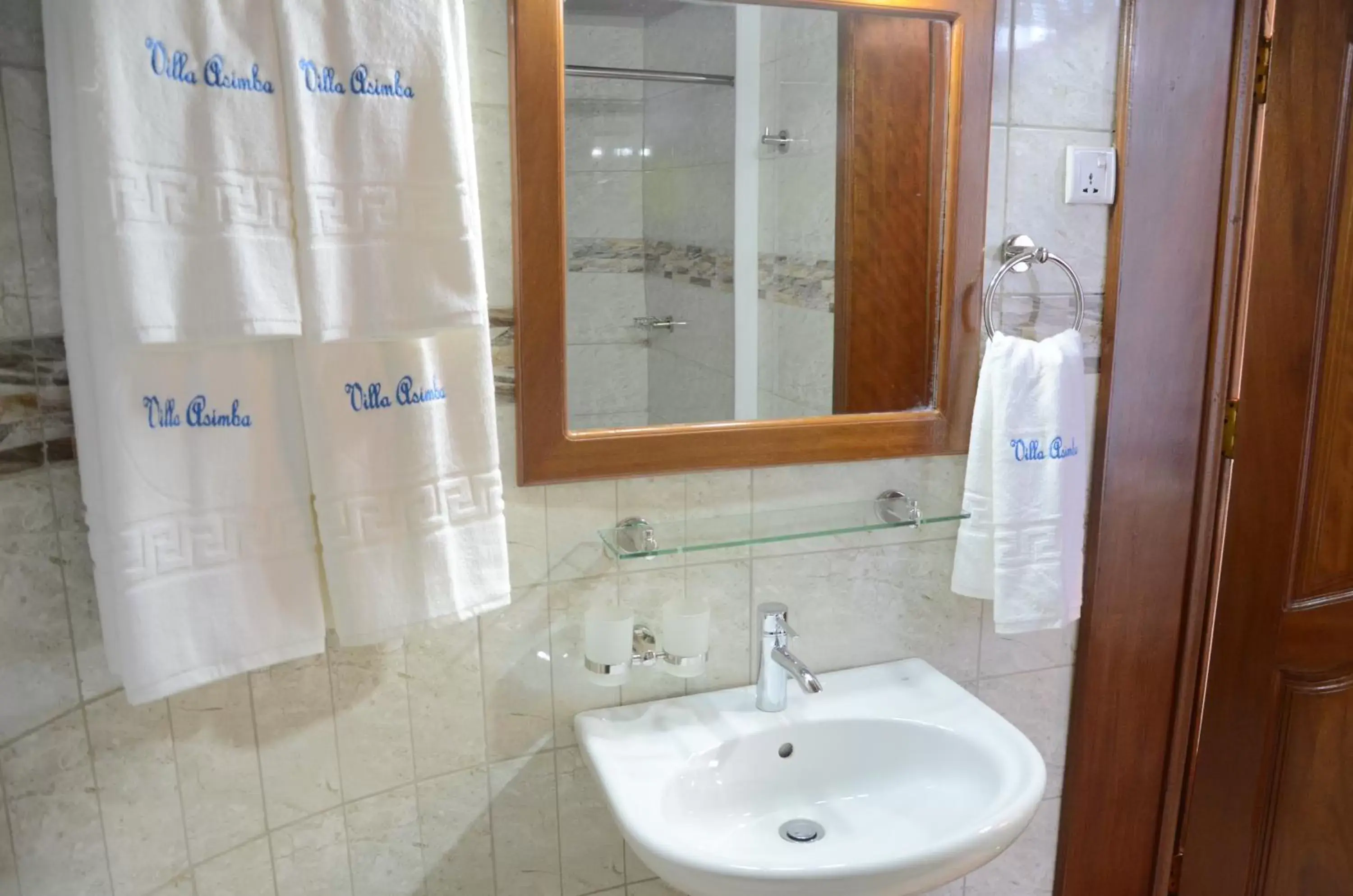 Bathroom in Villa Asimba Bathroom in Villa Asimba