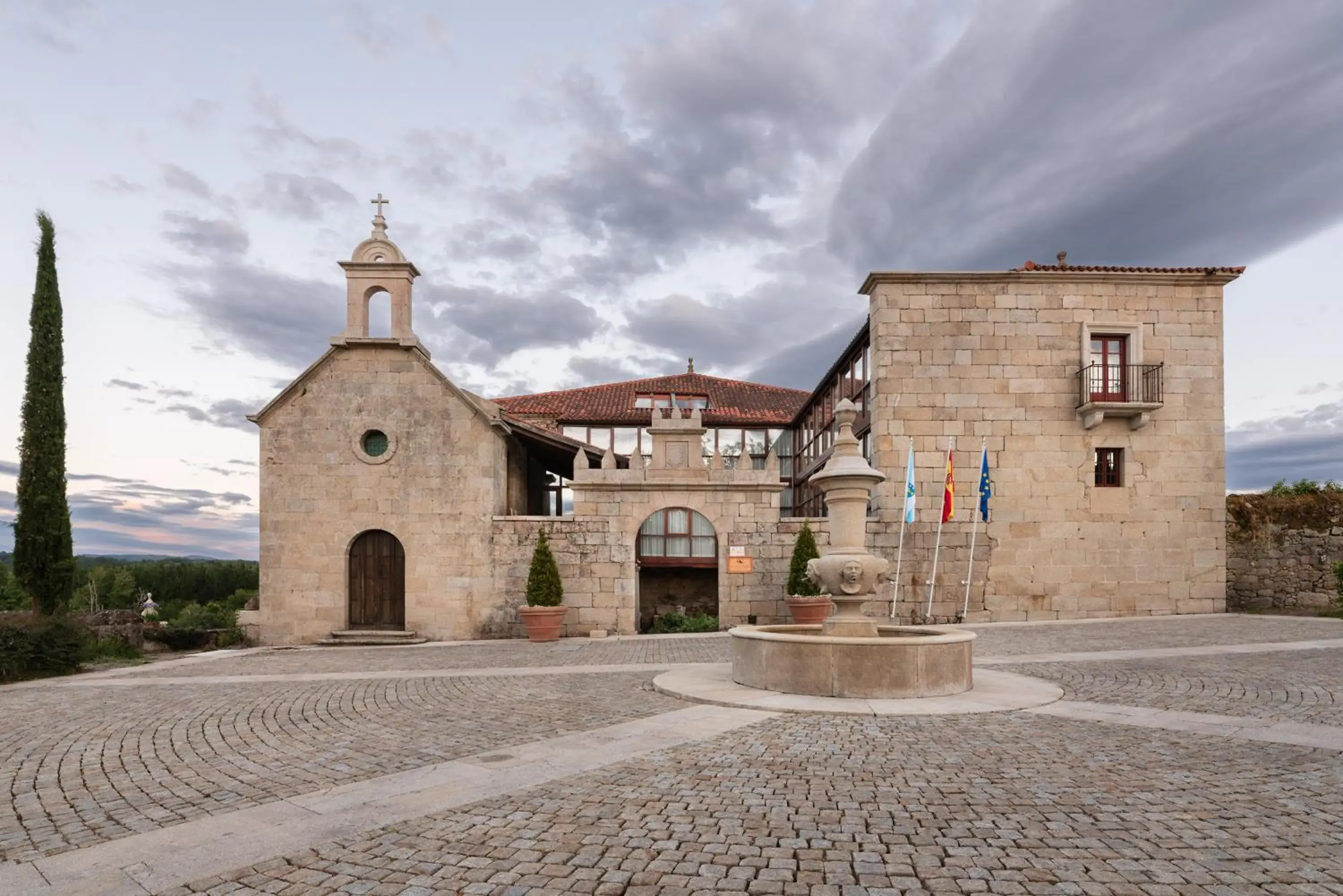 Nearby landmark, Property Building in Eurostars Pazo de Sober