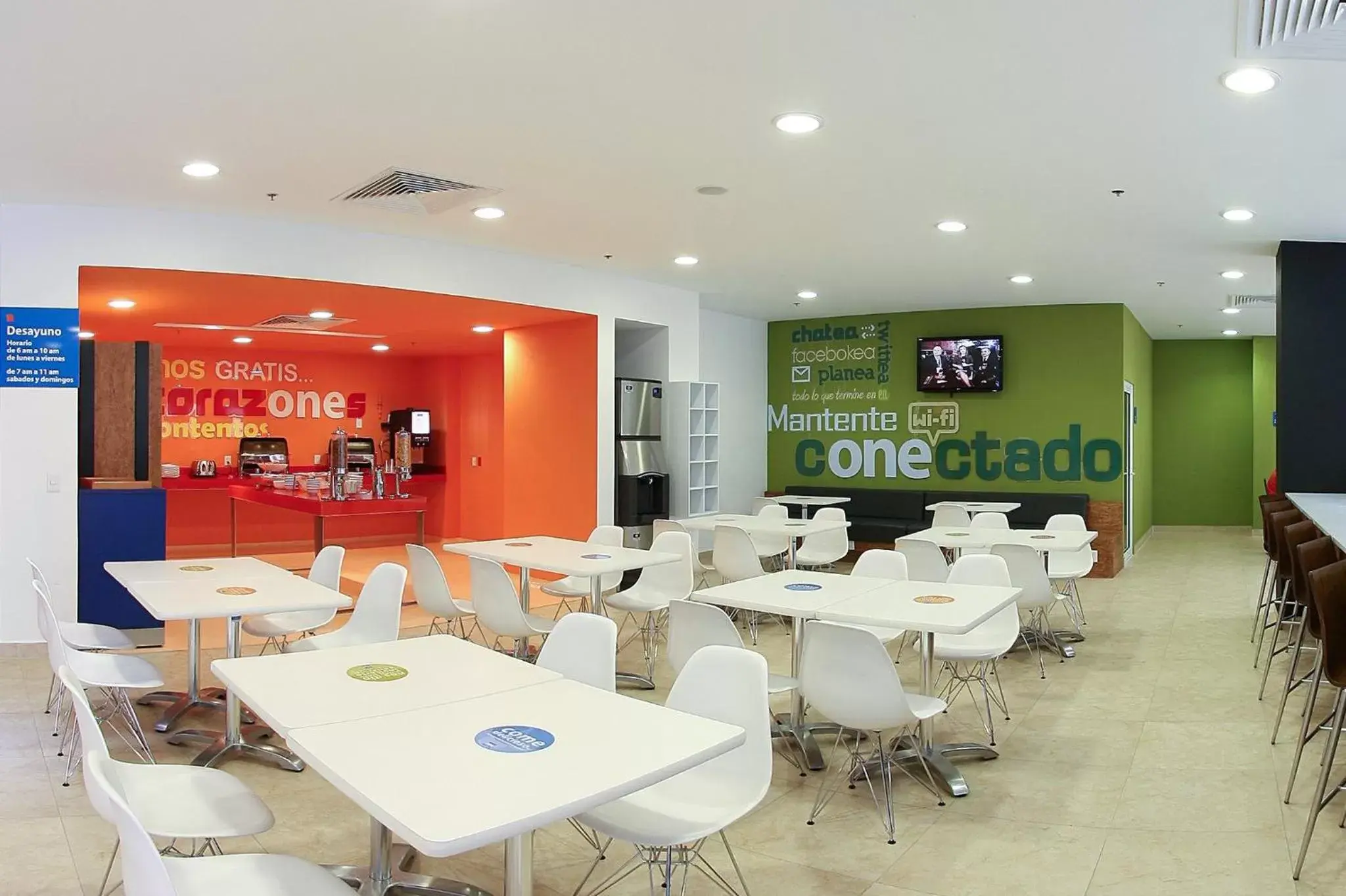 Restaurant/places to eat in One Leon Poliforum Restaurant/places to eat in One Leon Poliforum