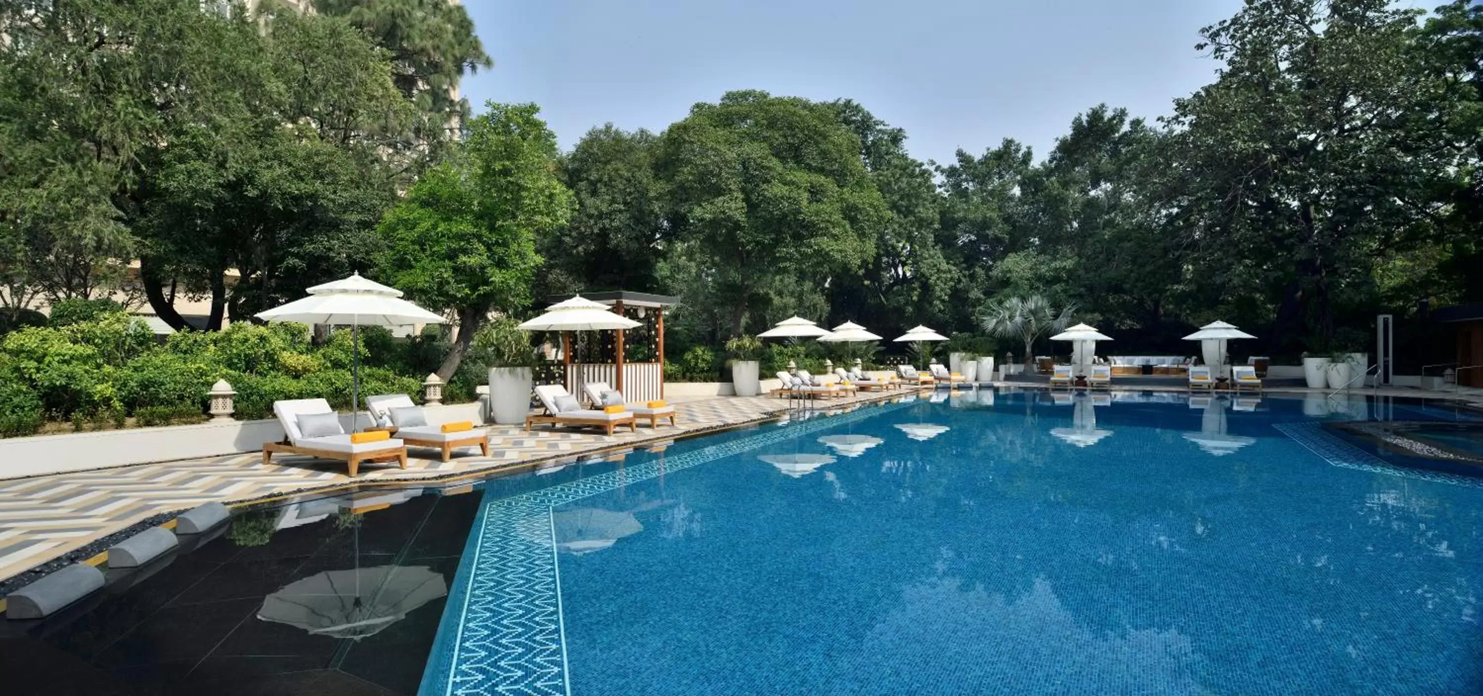 Pool view, Swimming Pool in Taj Mahal, New Delhi