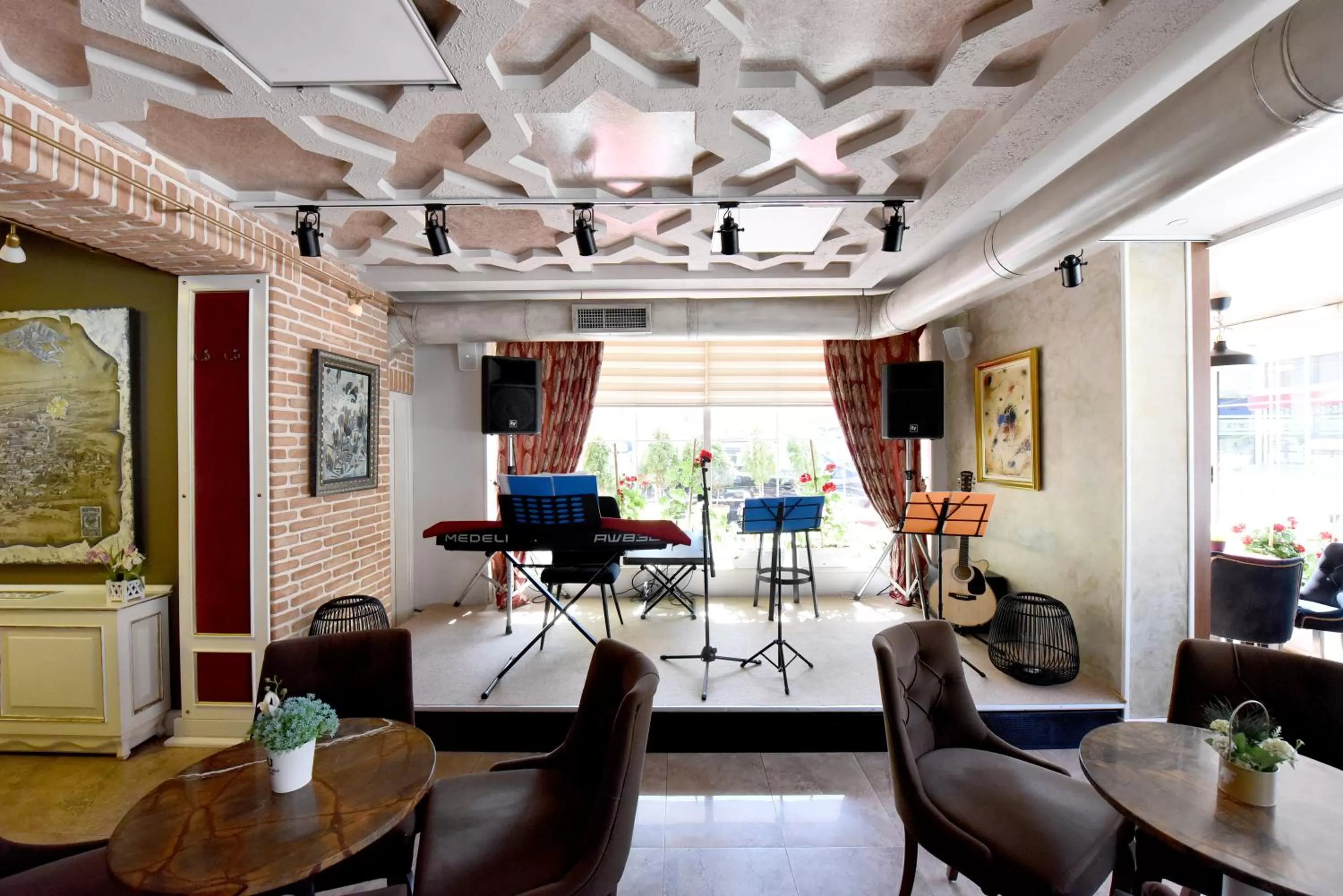 Lounge or bar in Hotel Hymeti's Palace