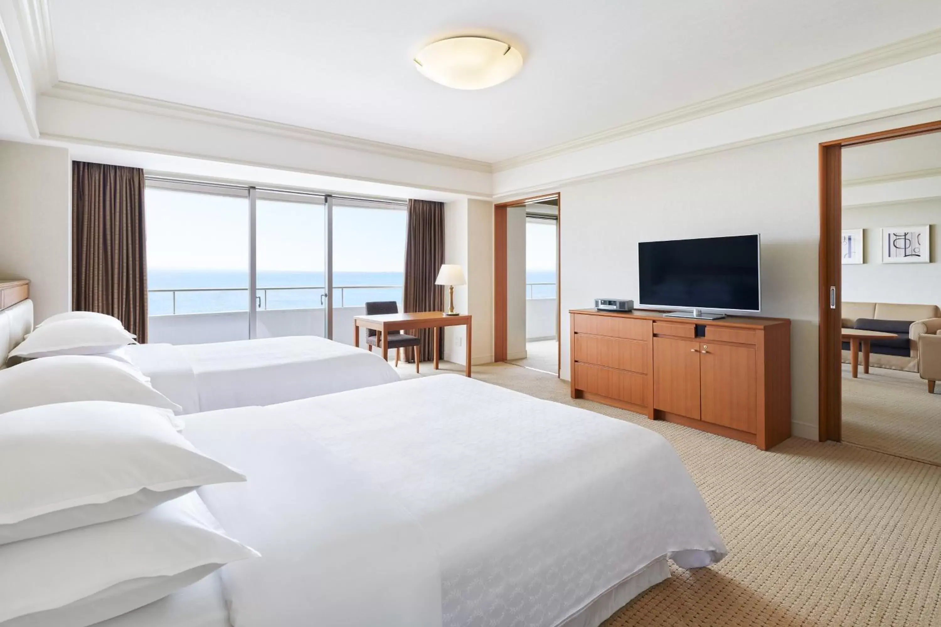 Photo of the whole room in Sheraton Grande Tokyo Bay Hotel