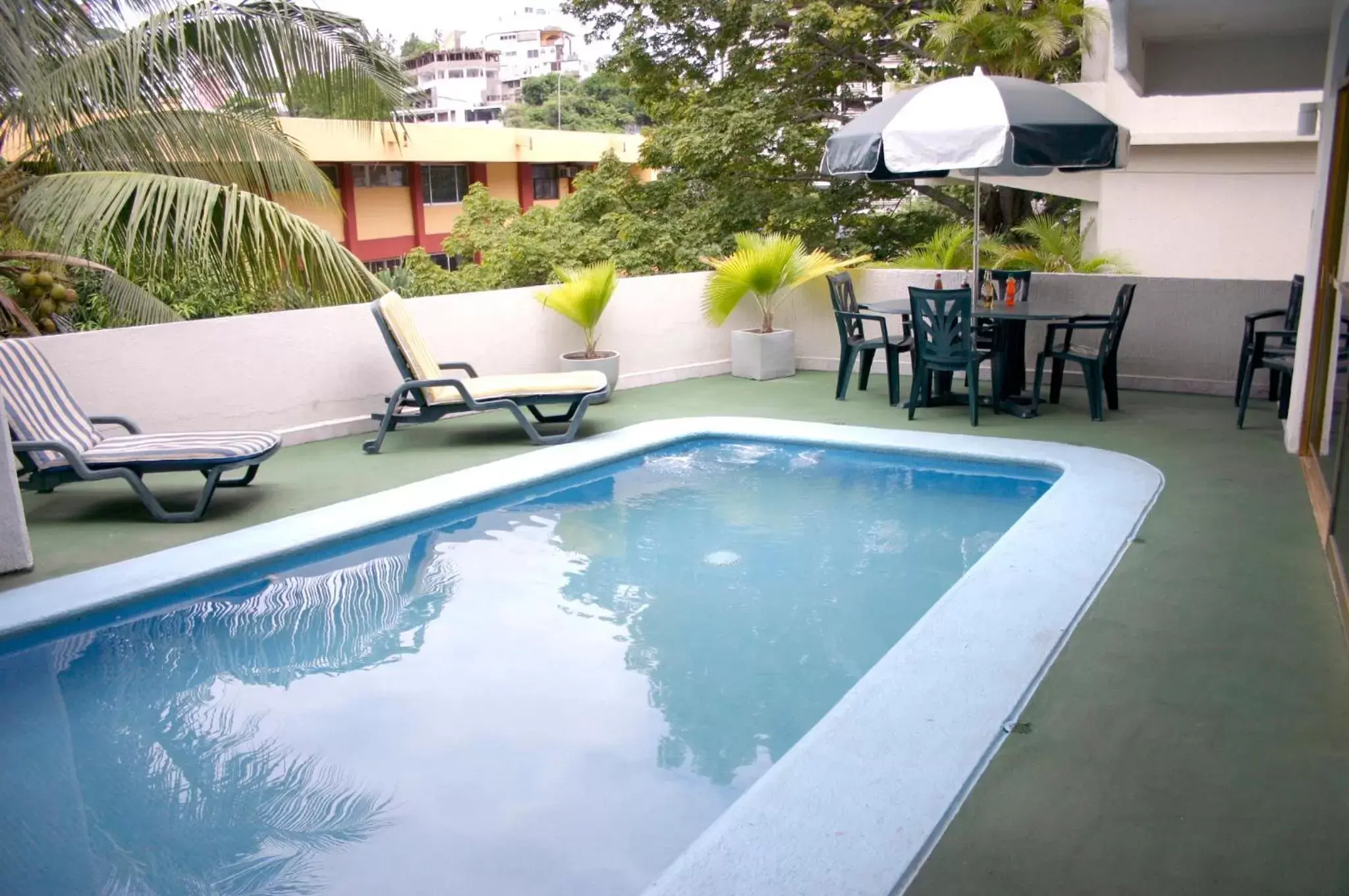 Day, Swimming Pool in Hotel Suites Jazmín Acapulco