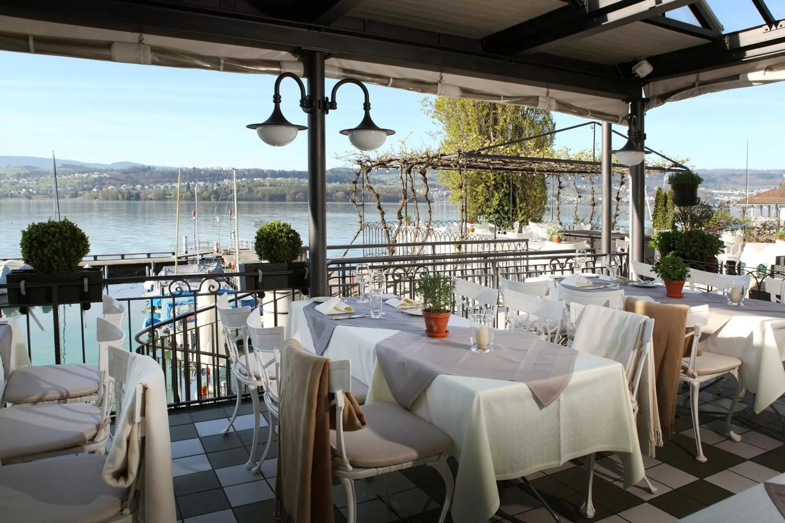Balcony/Terrace, Restaurant/Places to Eat in Hotel Hirschen am See