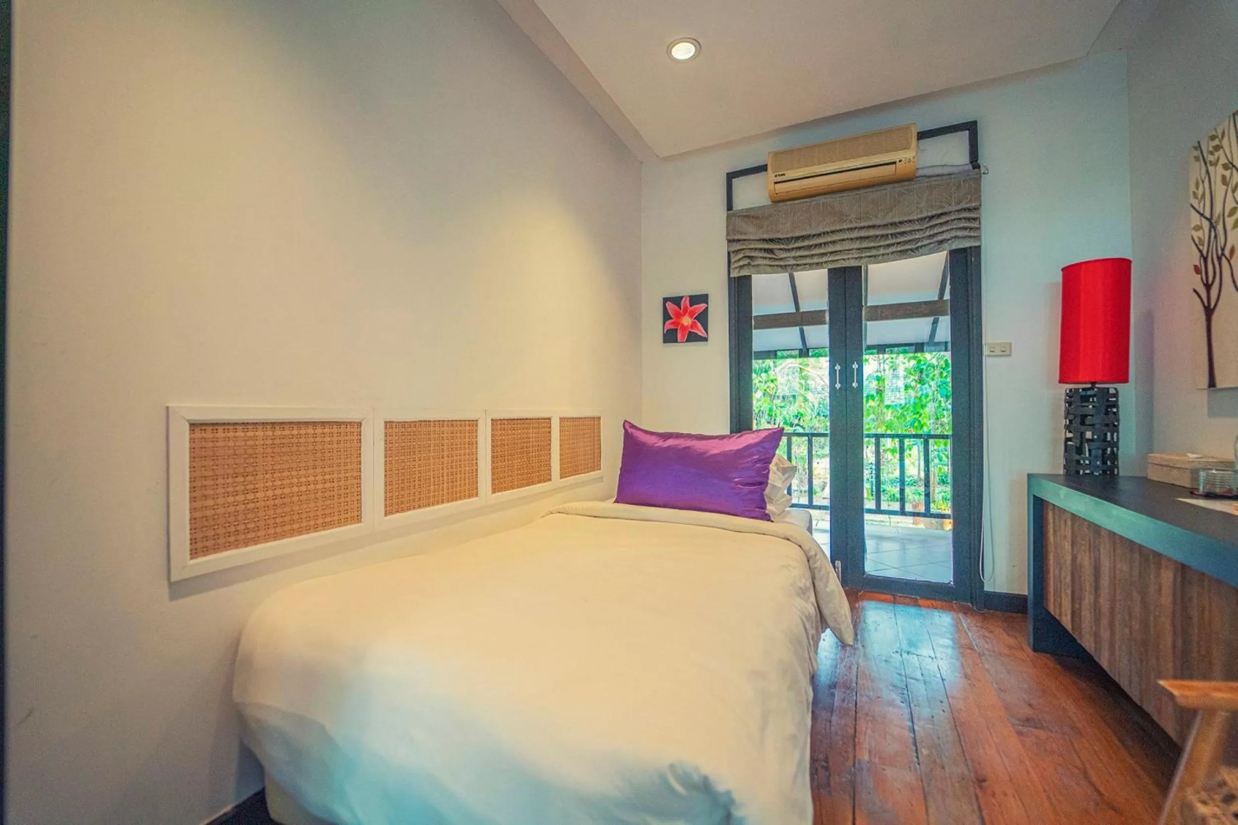 Bed in Baan Suan Residence เฮือนพักบ้านสวน