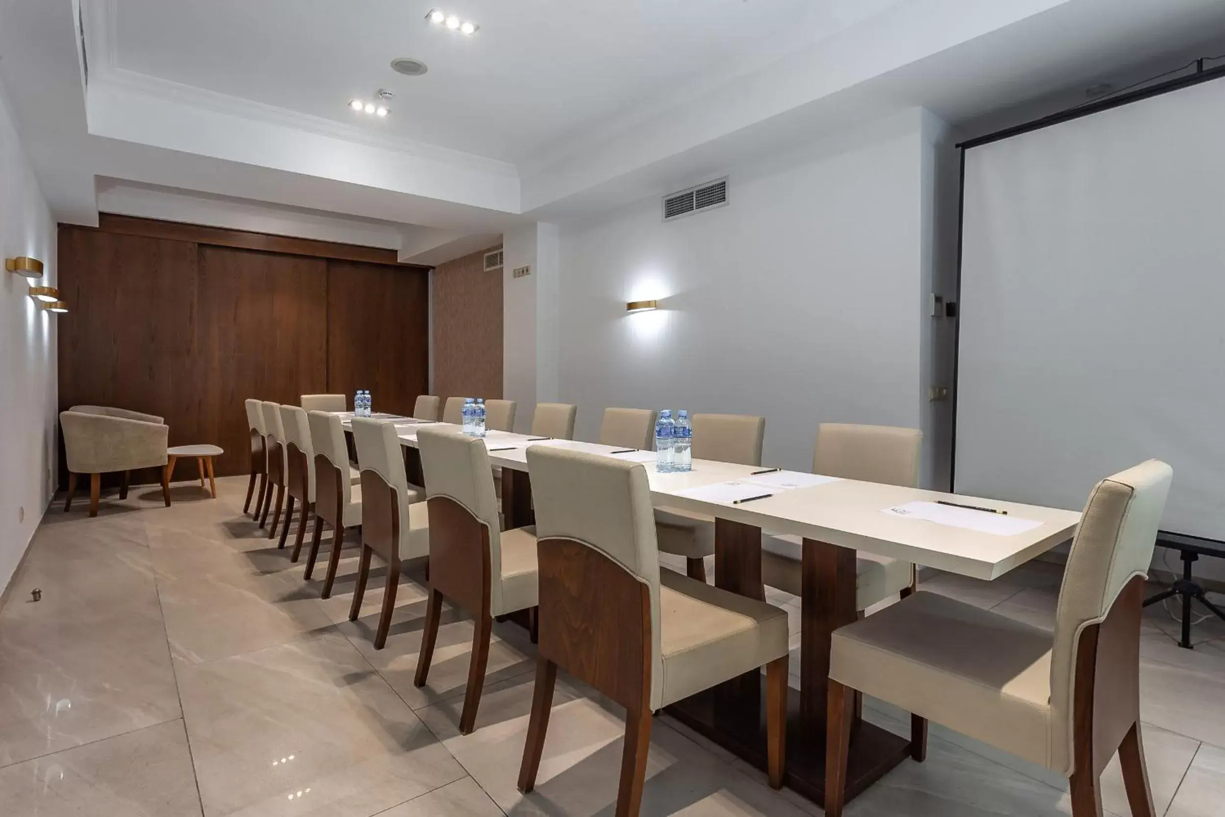 Meeting/conference room in A5 Hotel