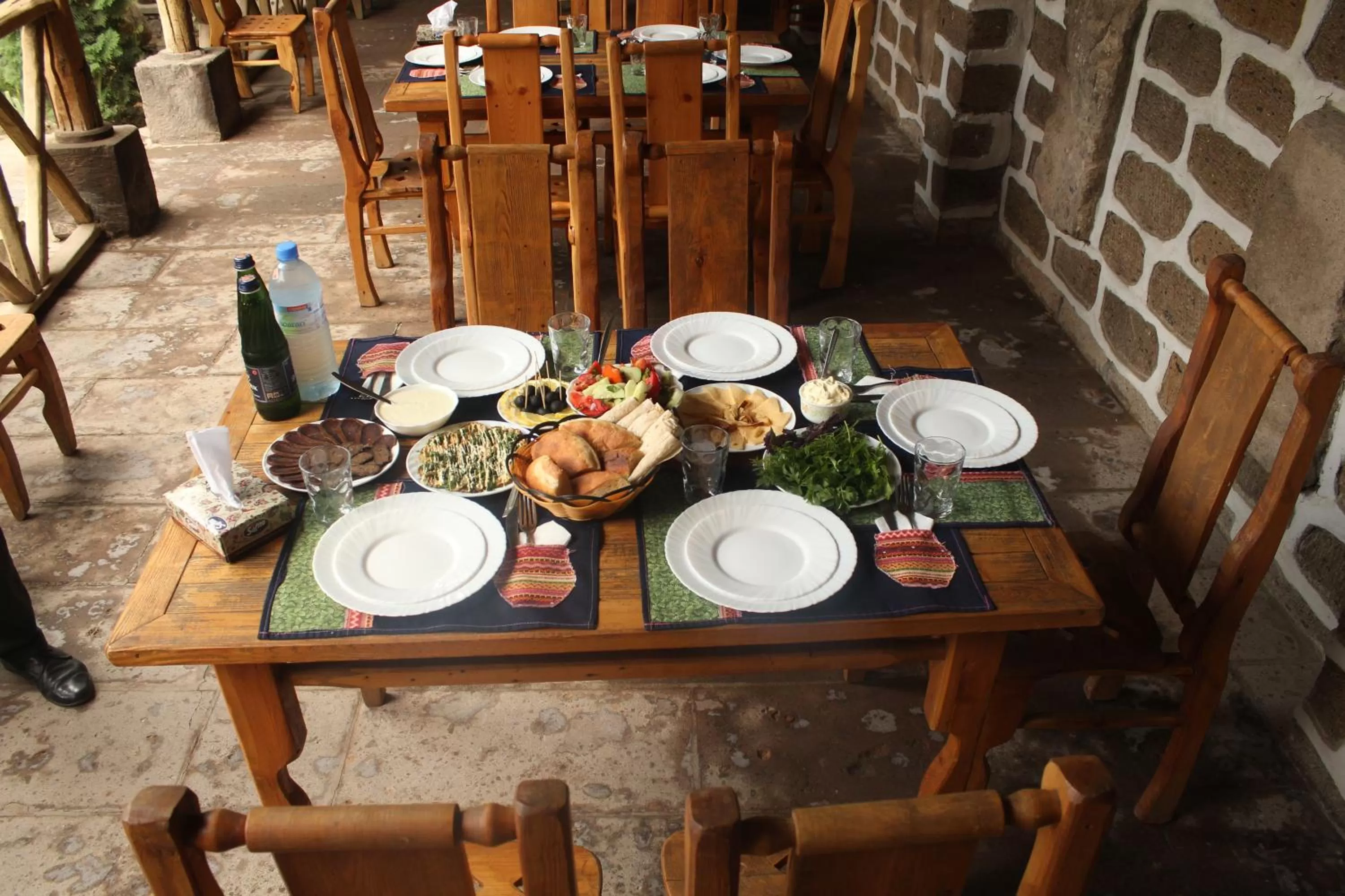 Restaurant/places to eat in Machanents Art Hotel