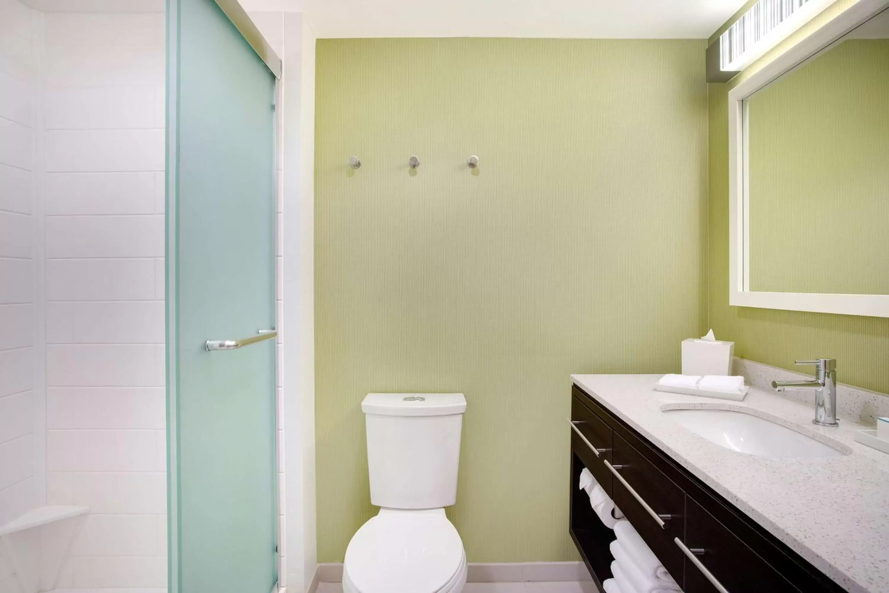 Bathroom in Home2 Suites By Hilton Chicago Schaumburg