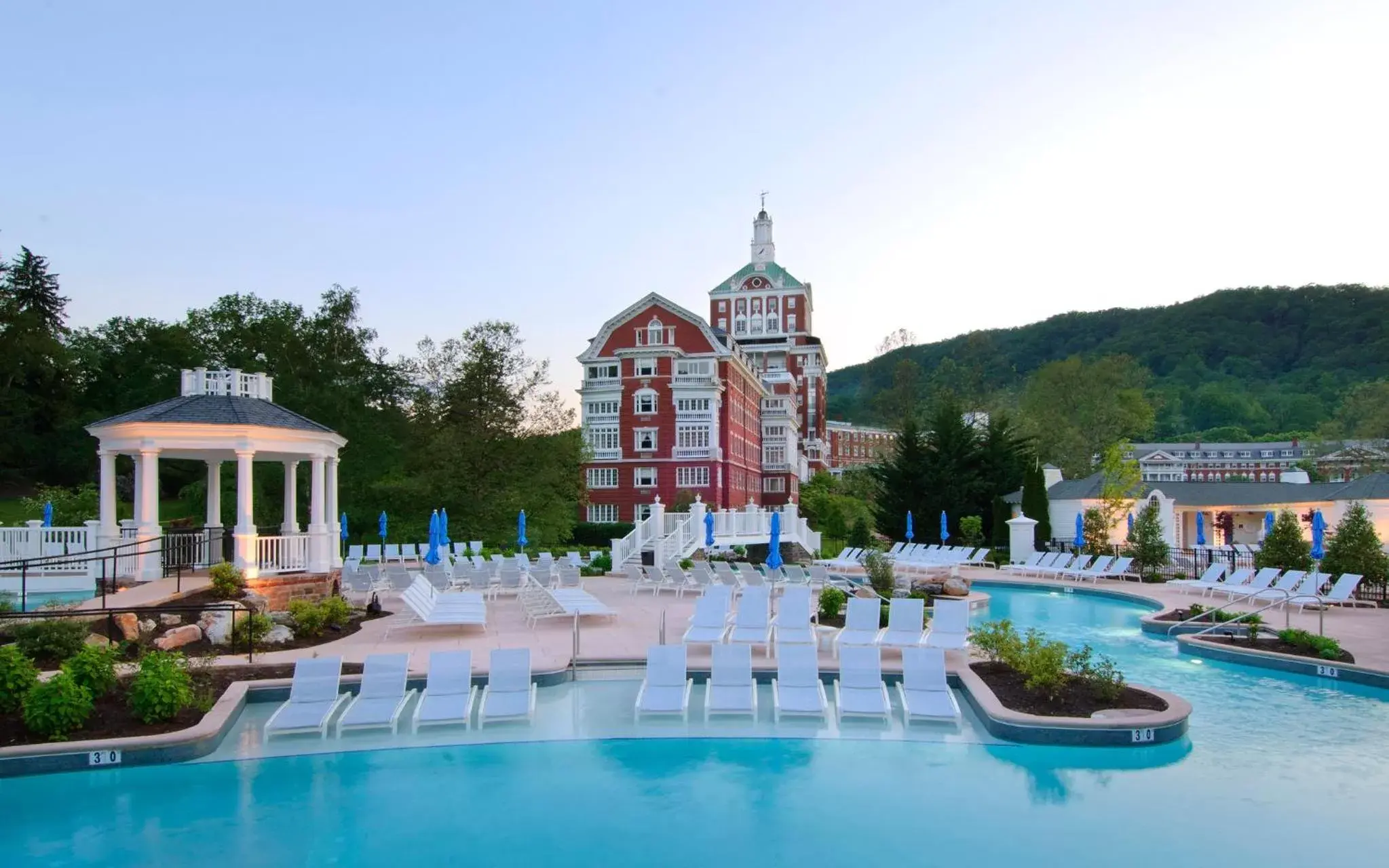 Swimming Pool in The Omni Homestead Resort