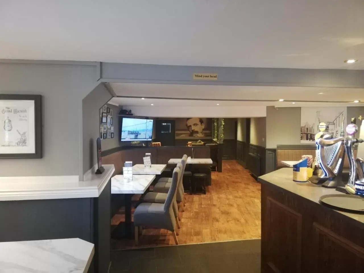 Lounge or bar in Airlie Arms Hotel