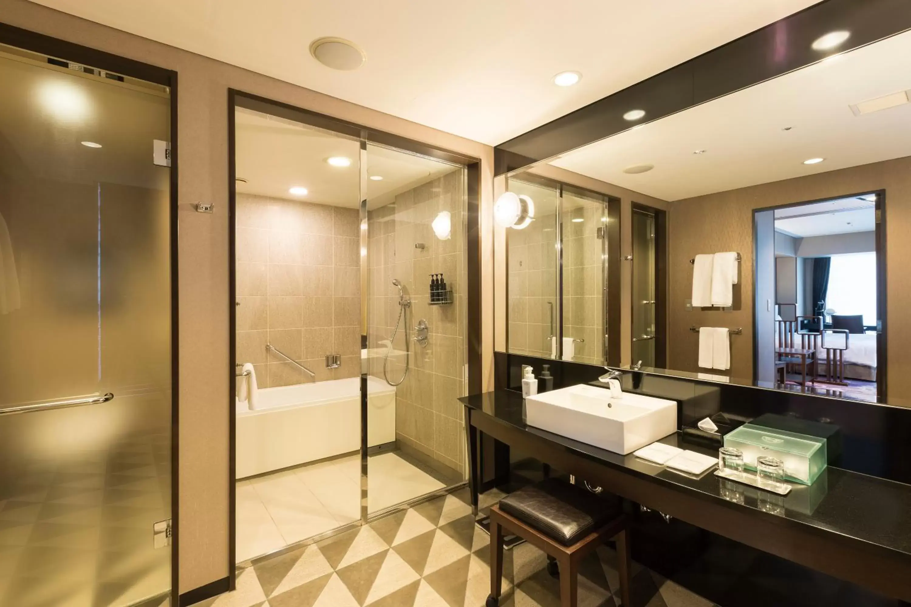 Bathroom in Royal Park Hotel The Shiodome, Tokyo
