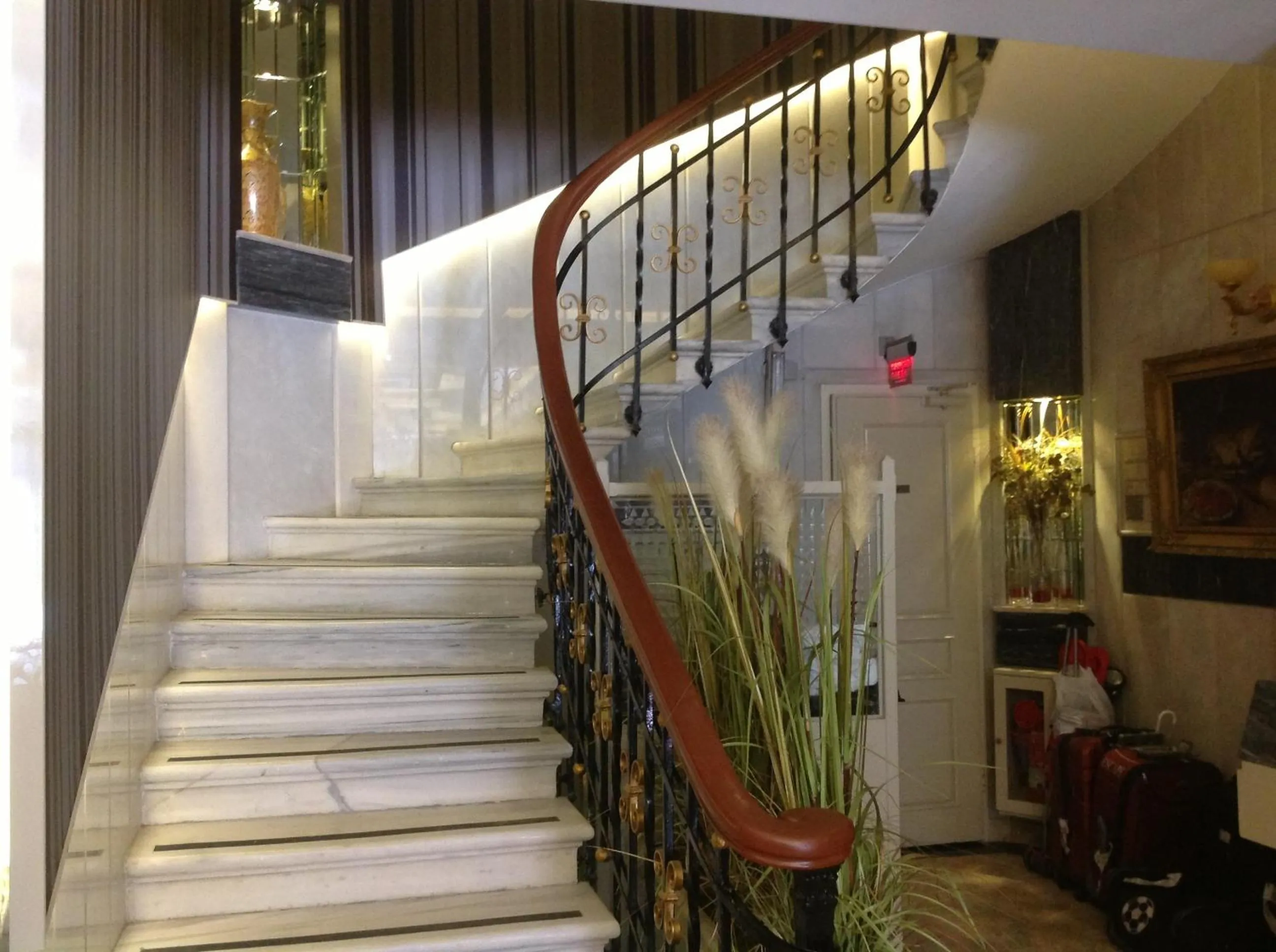 Decorative detail in Taksim Star Hotel